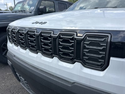 2026 Jeep Cherokee Laredo