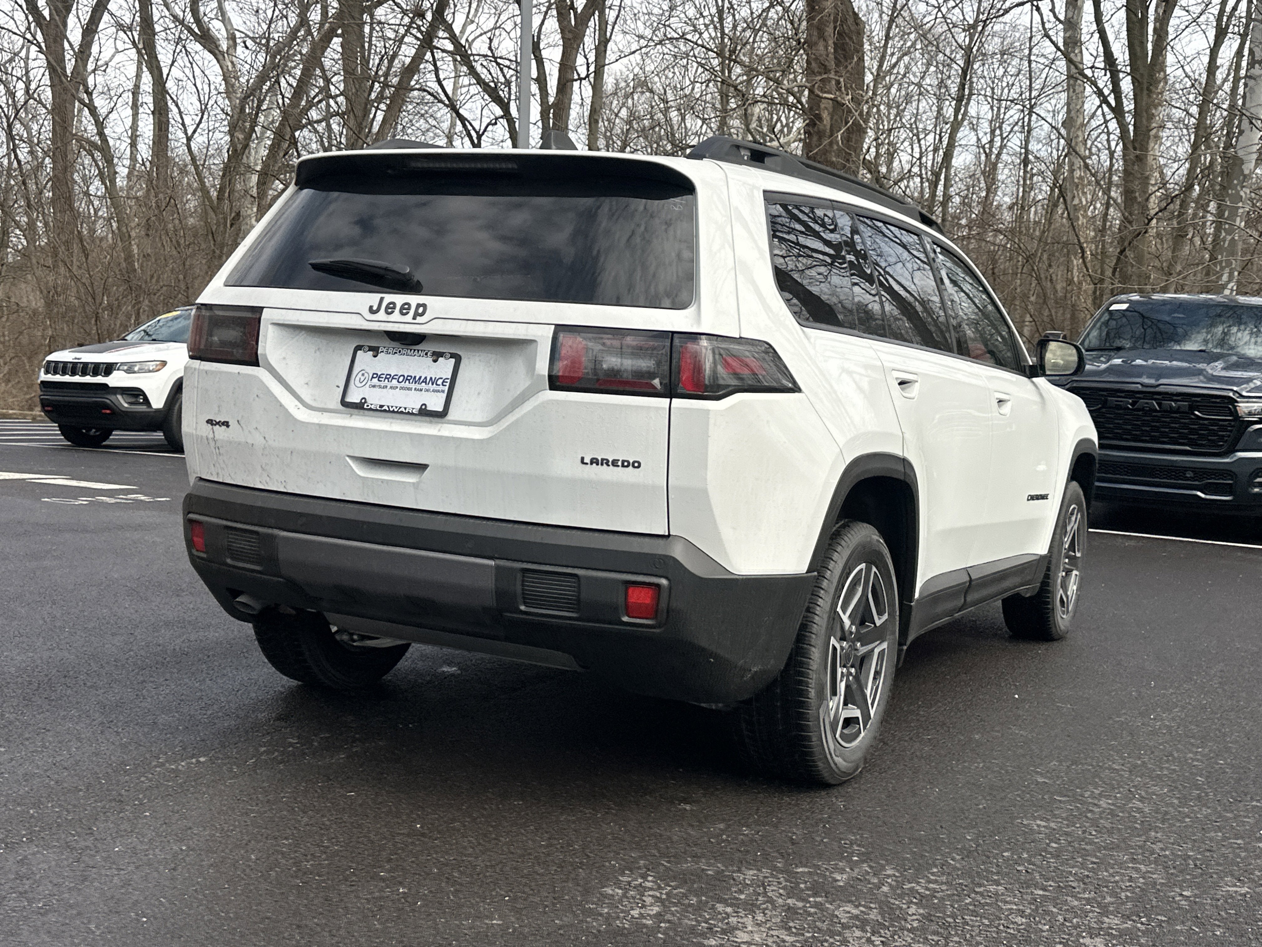 2026 Jeep Cherokee Laredo