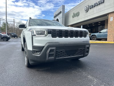 2026 Jeep Cherokee Laredo