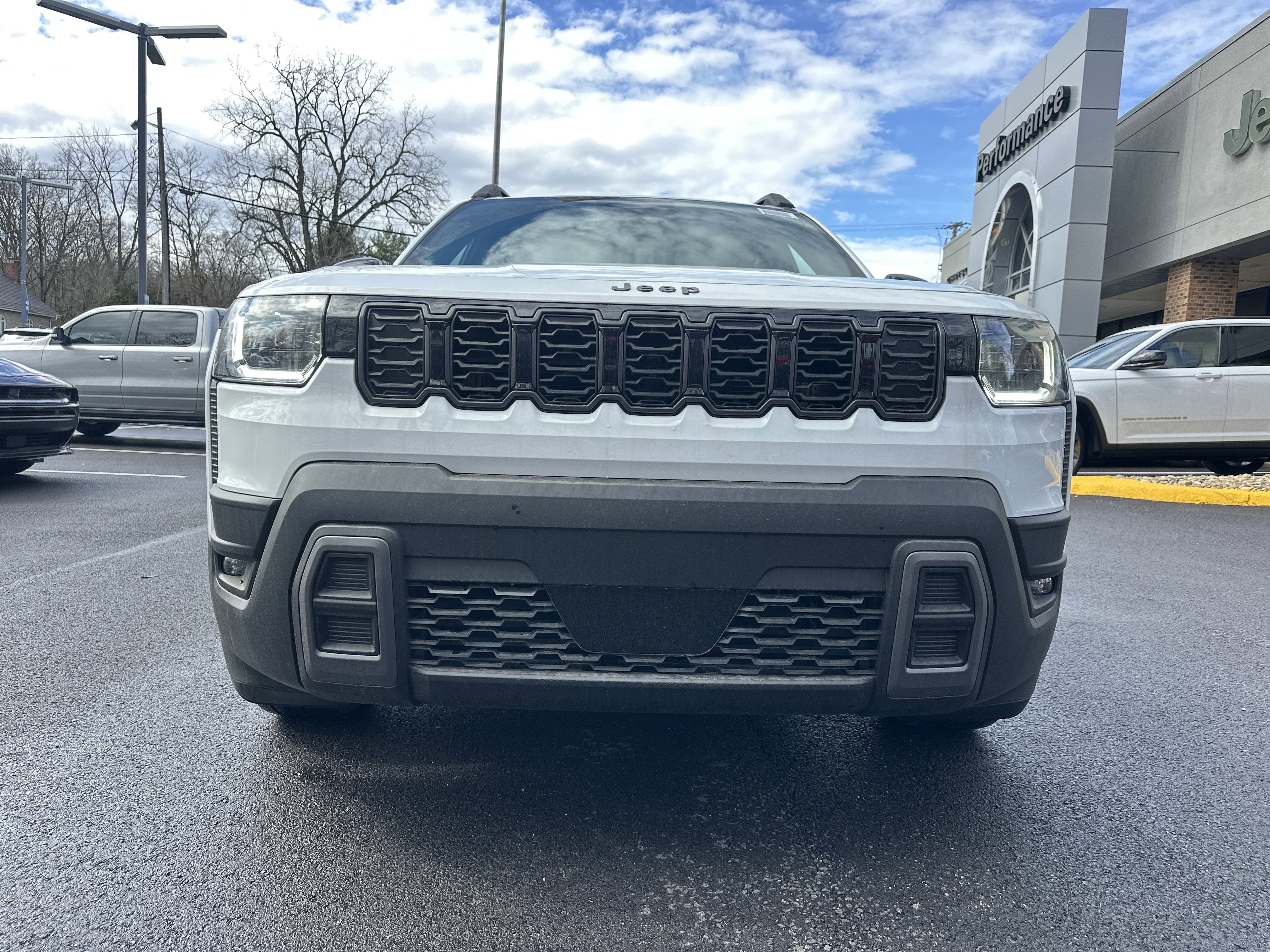 2026 Jeep Cherokee Laredo