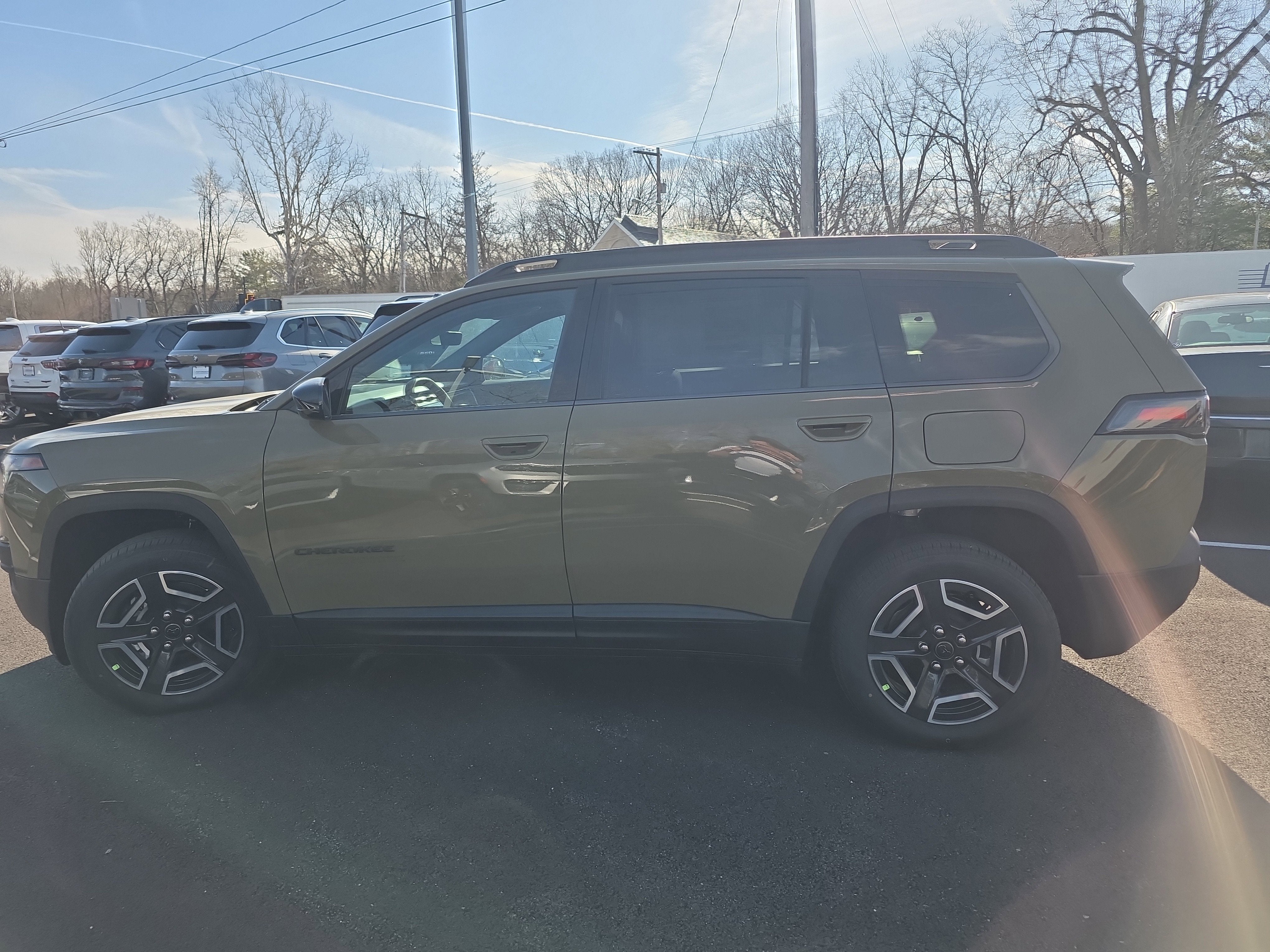 2026 Jeep Cherokee Laredo
