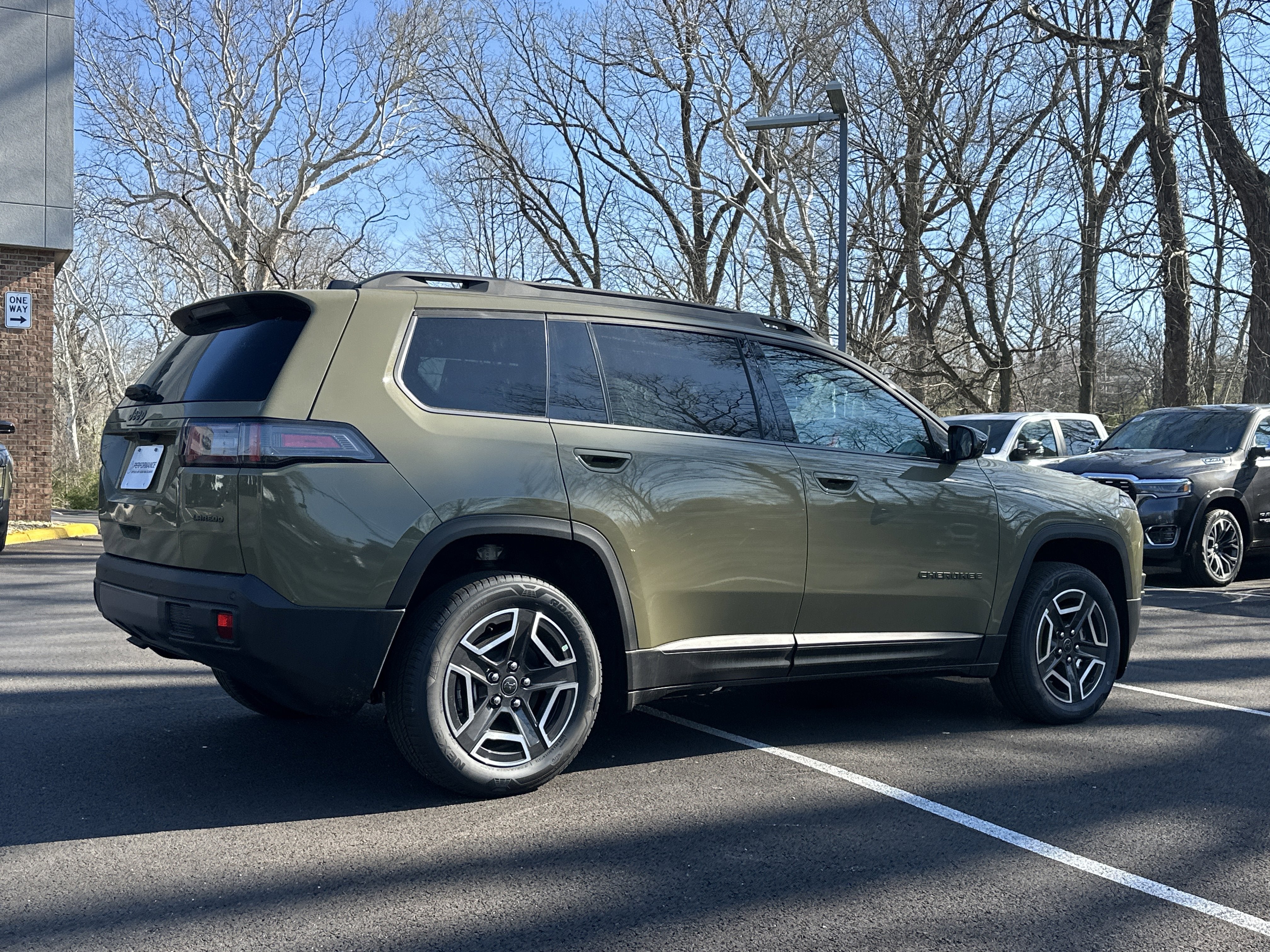 2026 Jeep Cherokee Laredo