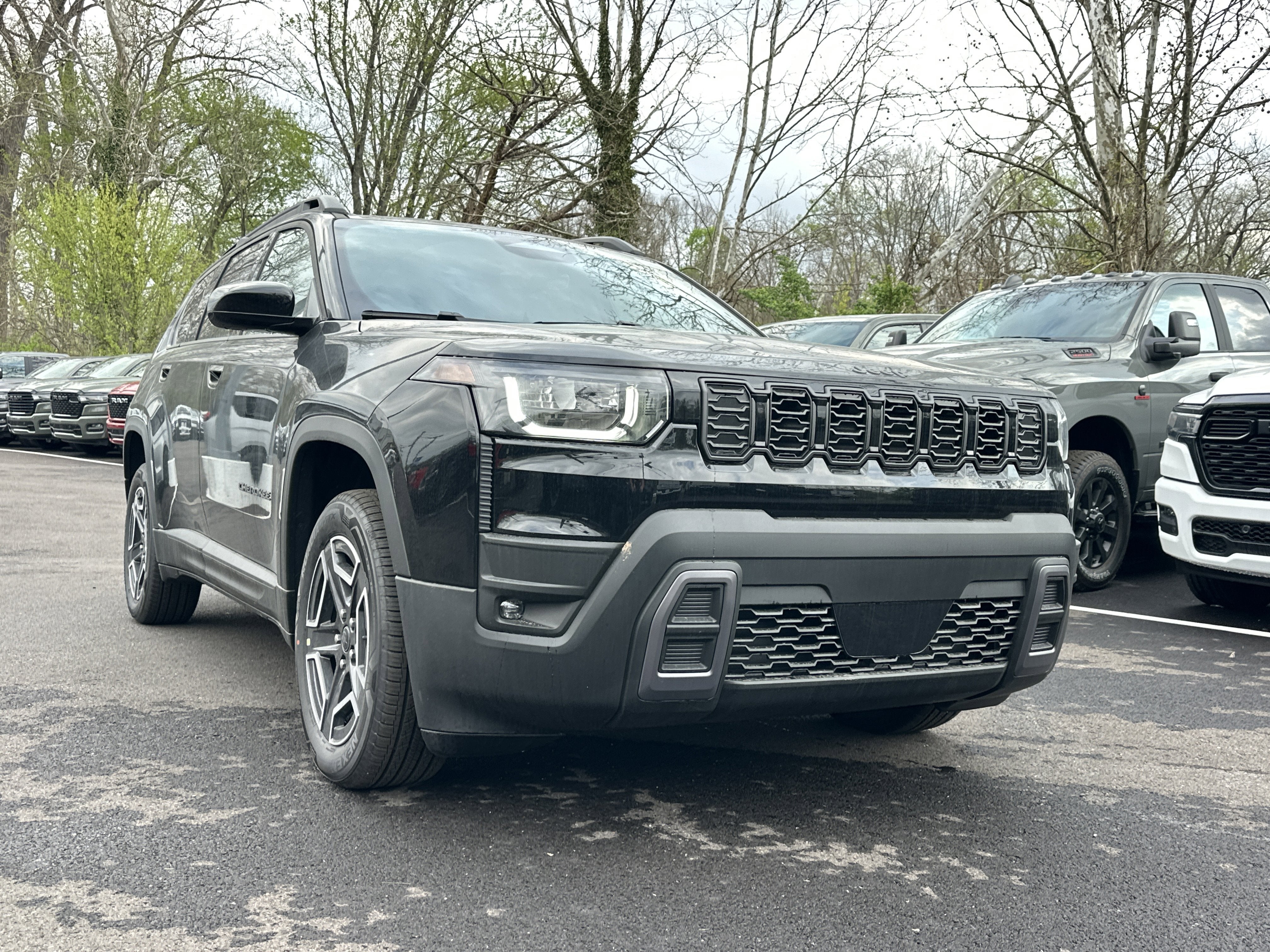 2026 Jeep Cherokee Laredo