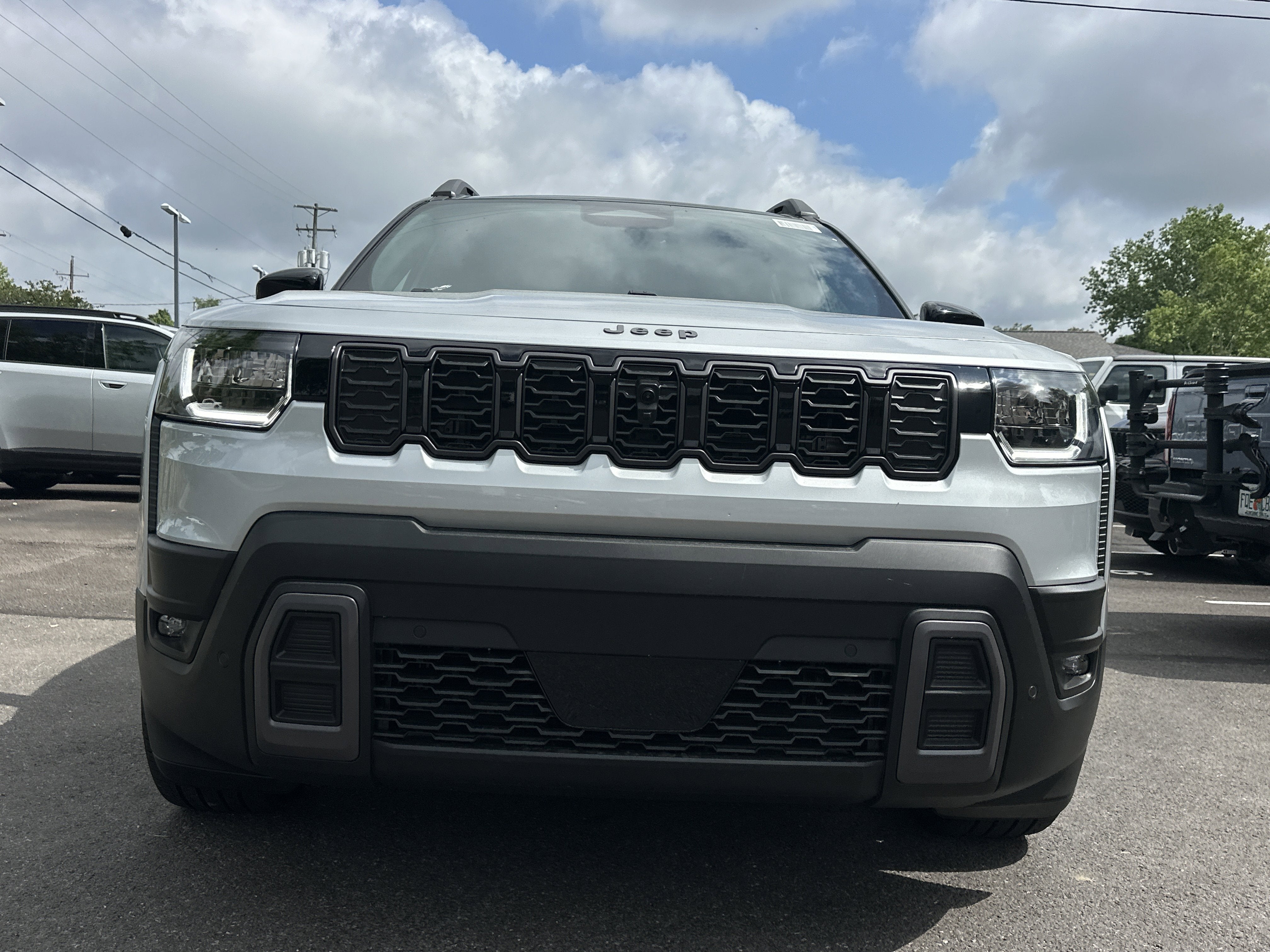 2026 Jeep Cherokee Overland