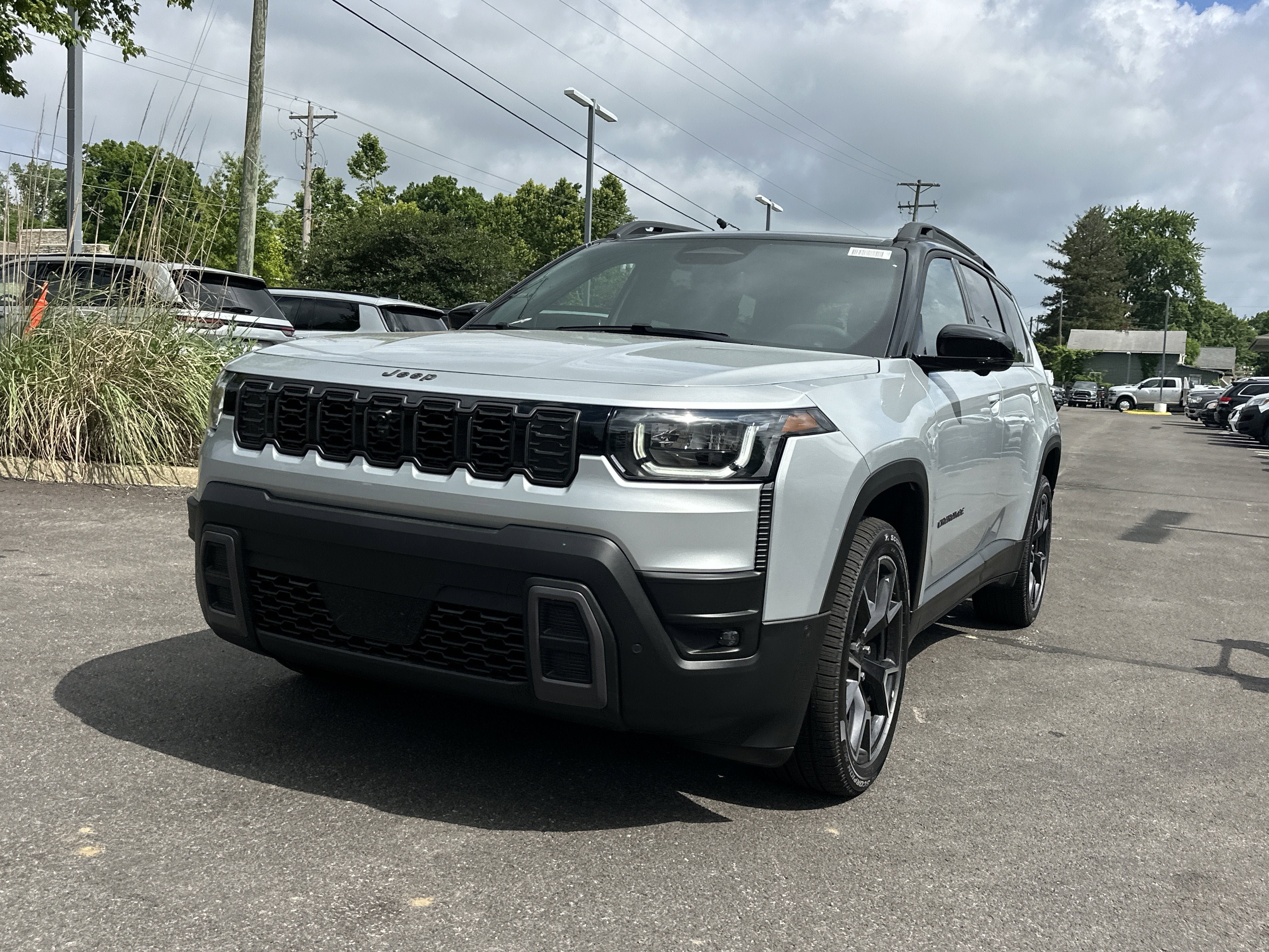 2026 Jeep Cherokee Overland