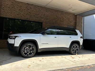 2026 Jeep Cherokee Overland