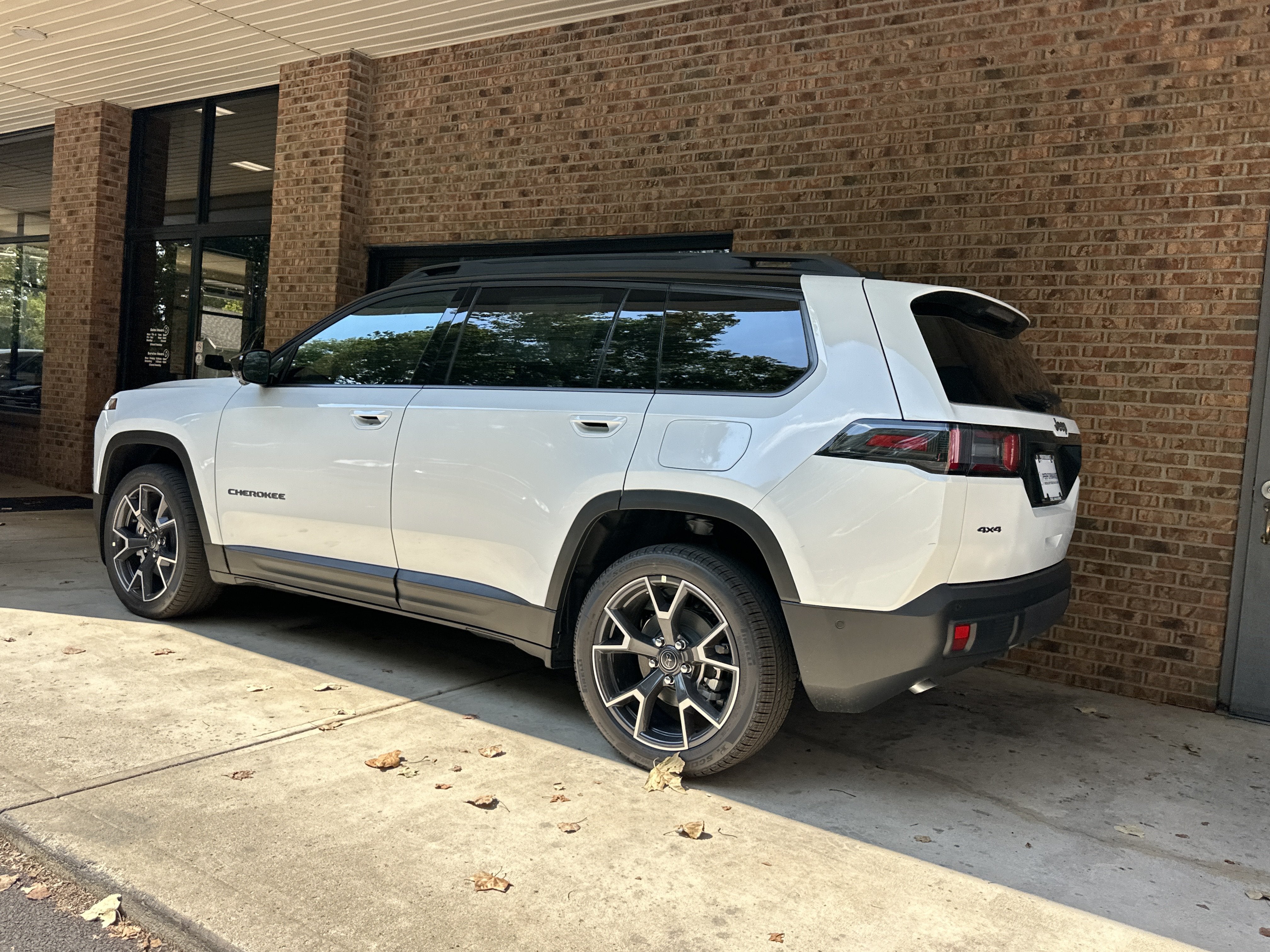 2026 Jeep Cherokee Overland