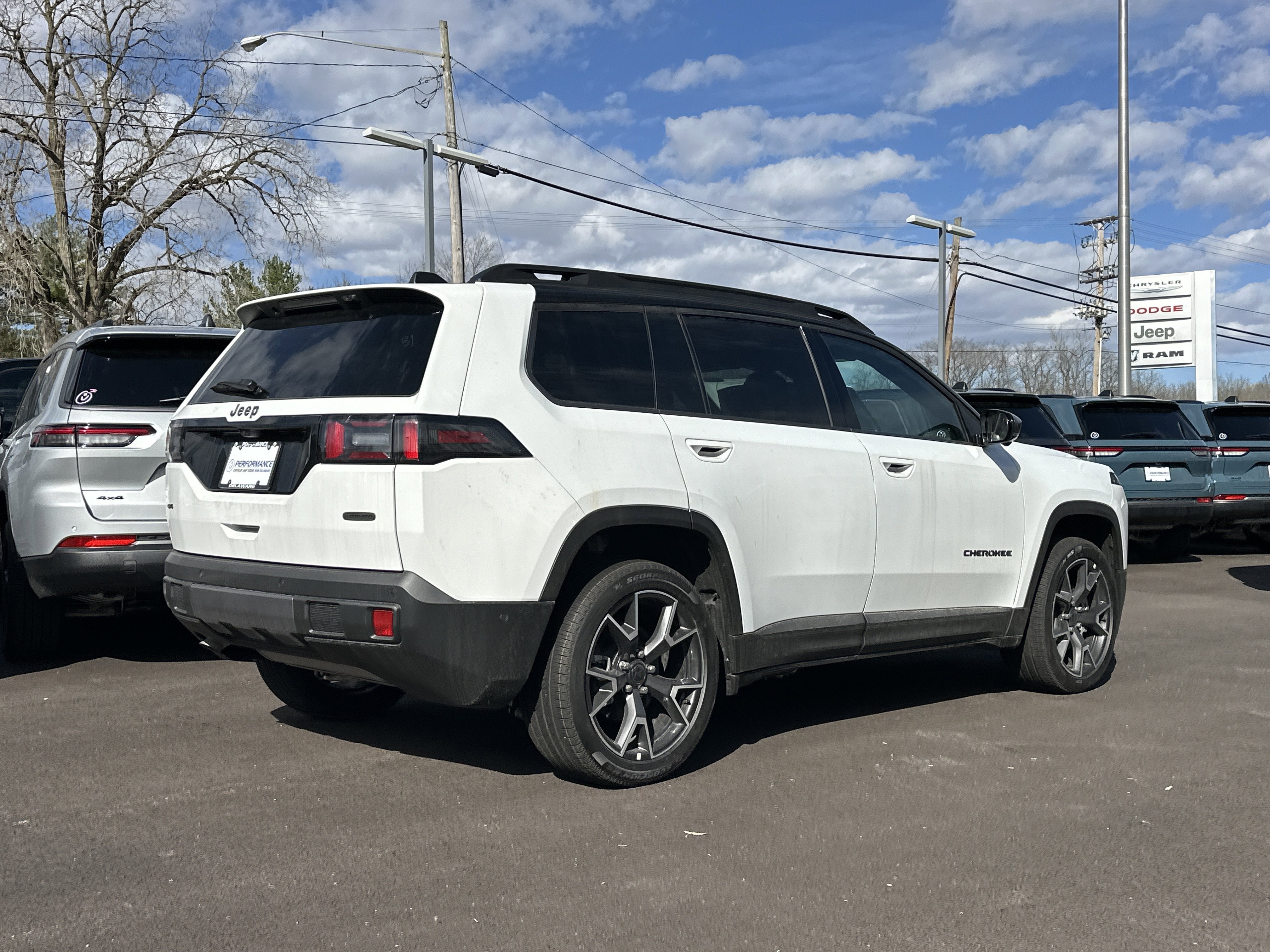 2026 Jeep Cherokee Overland