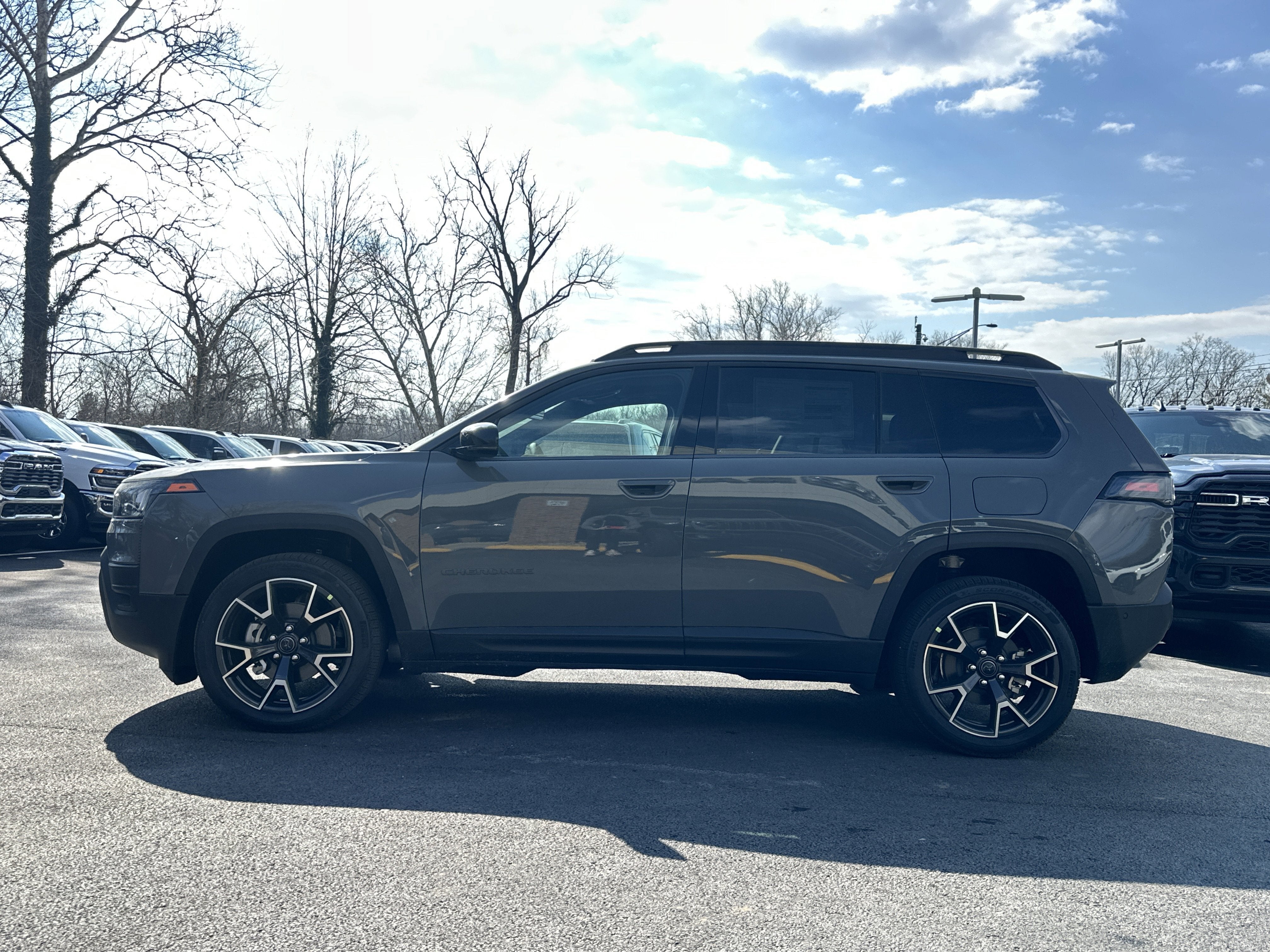 2026 Jeep Cherokee Overland
