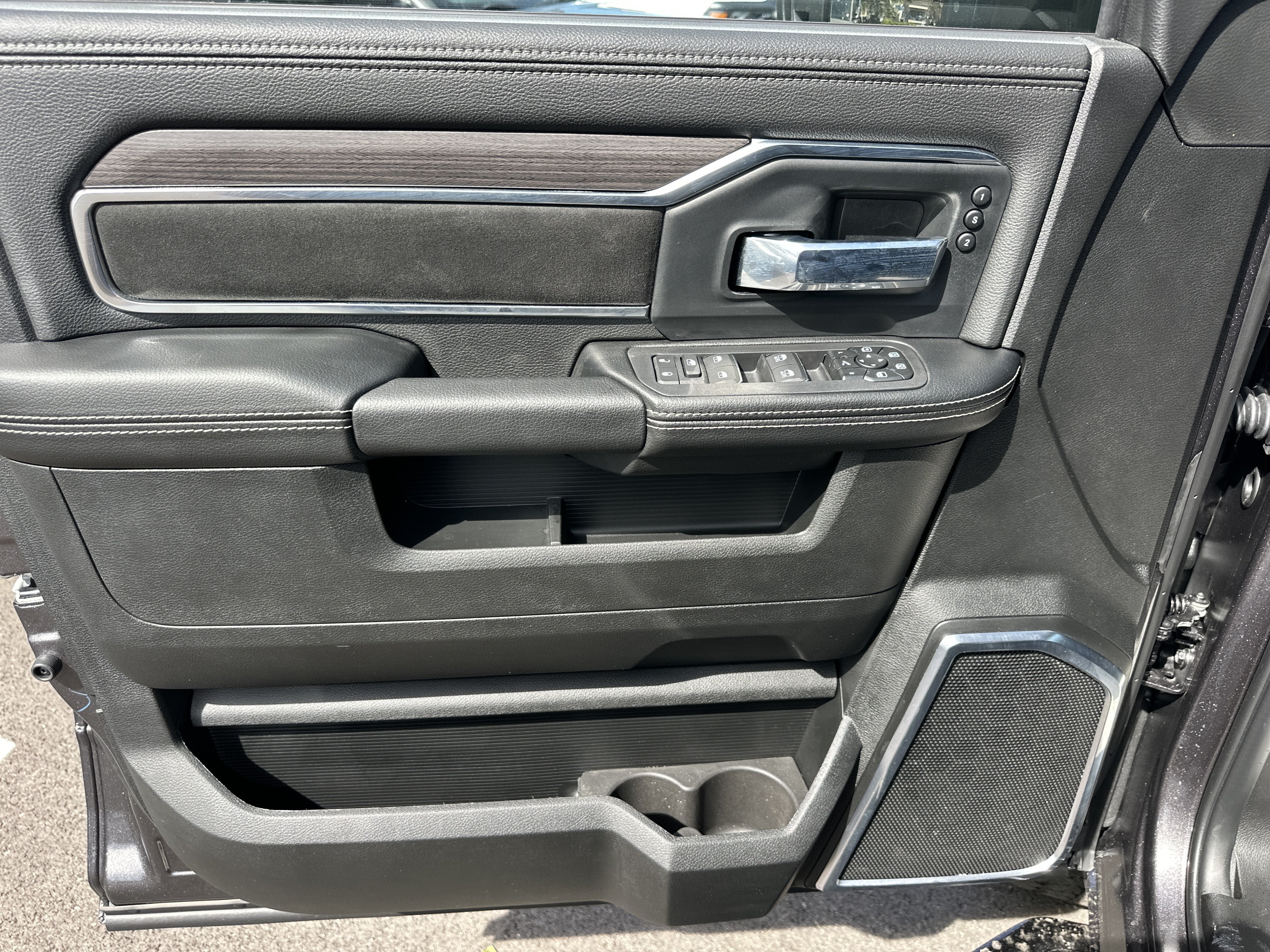 2027 RAM 2500 Laramie