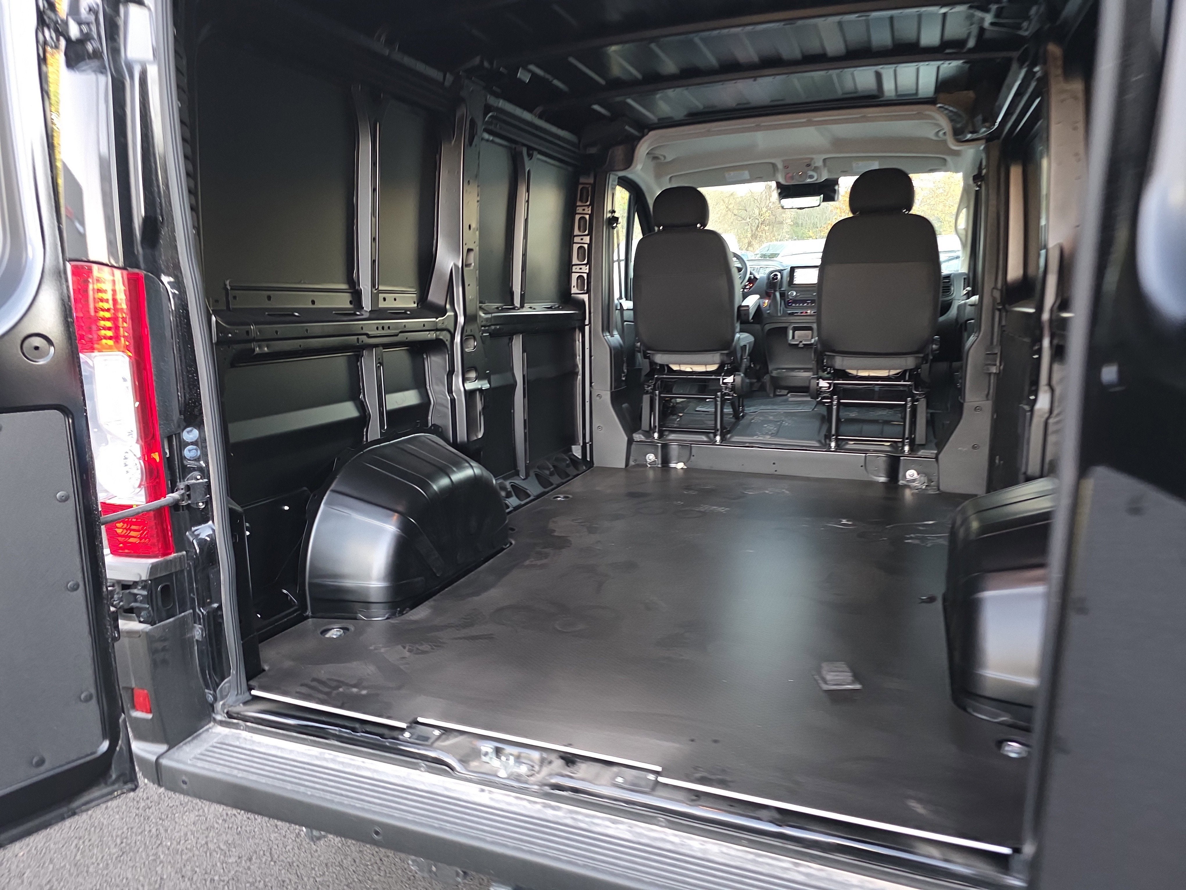 2026 RAM ProMaster 1500 Low Roof