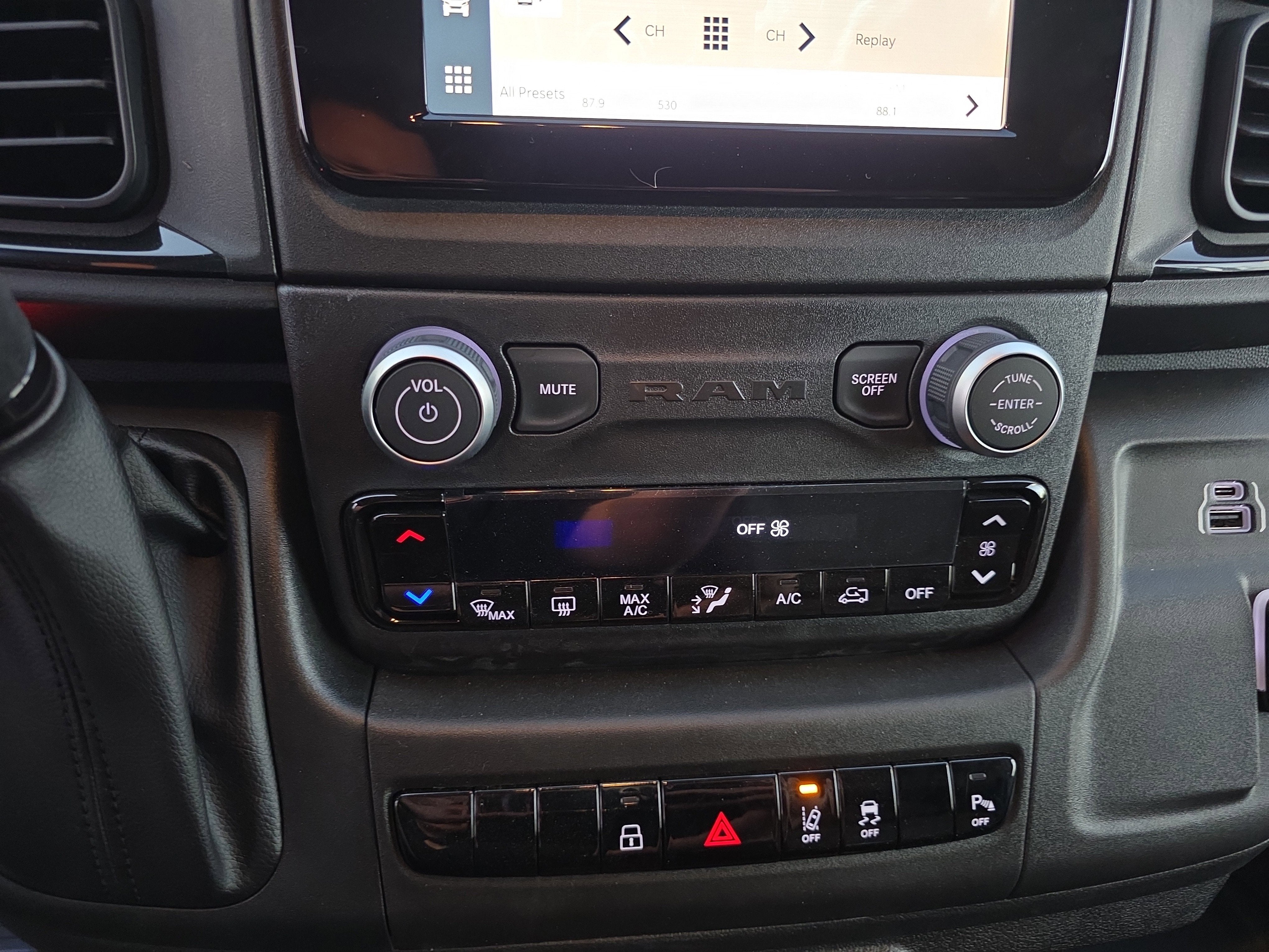 2026 RAM ProMaster 1500 Low Roof