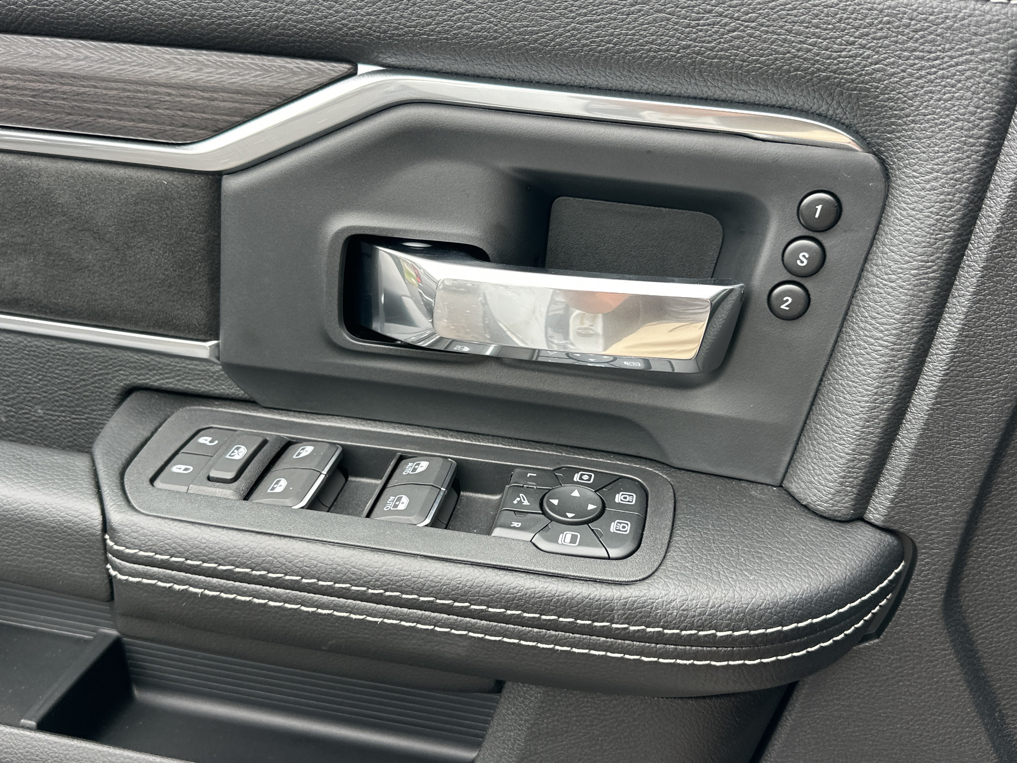 2027 RAM 2500 Laramie