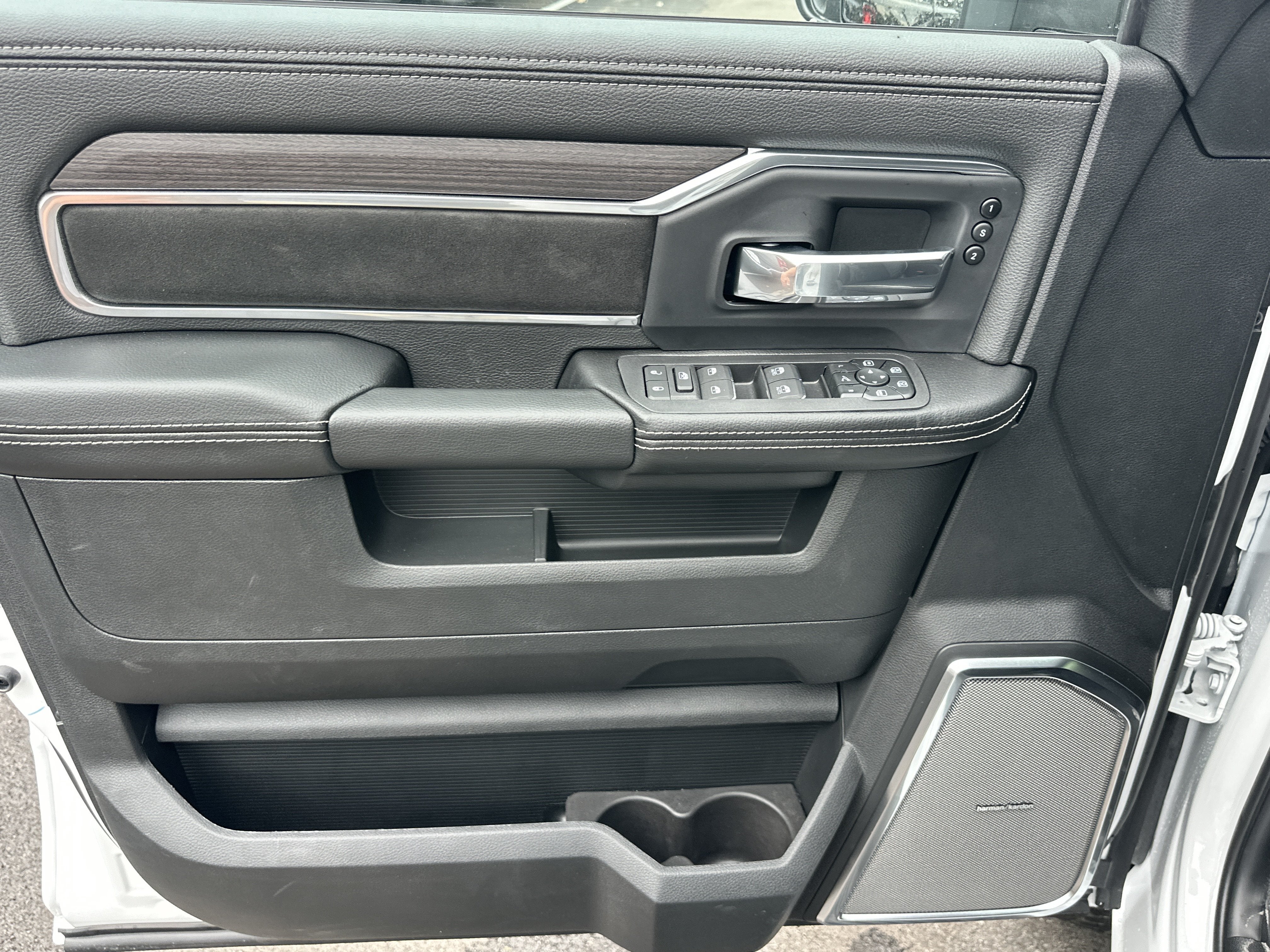 2027 RAM 2500 Laramie
