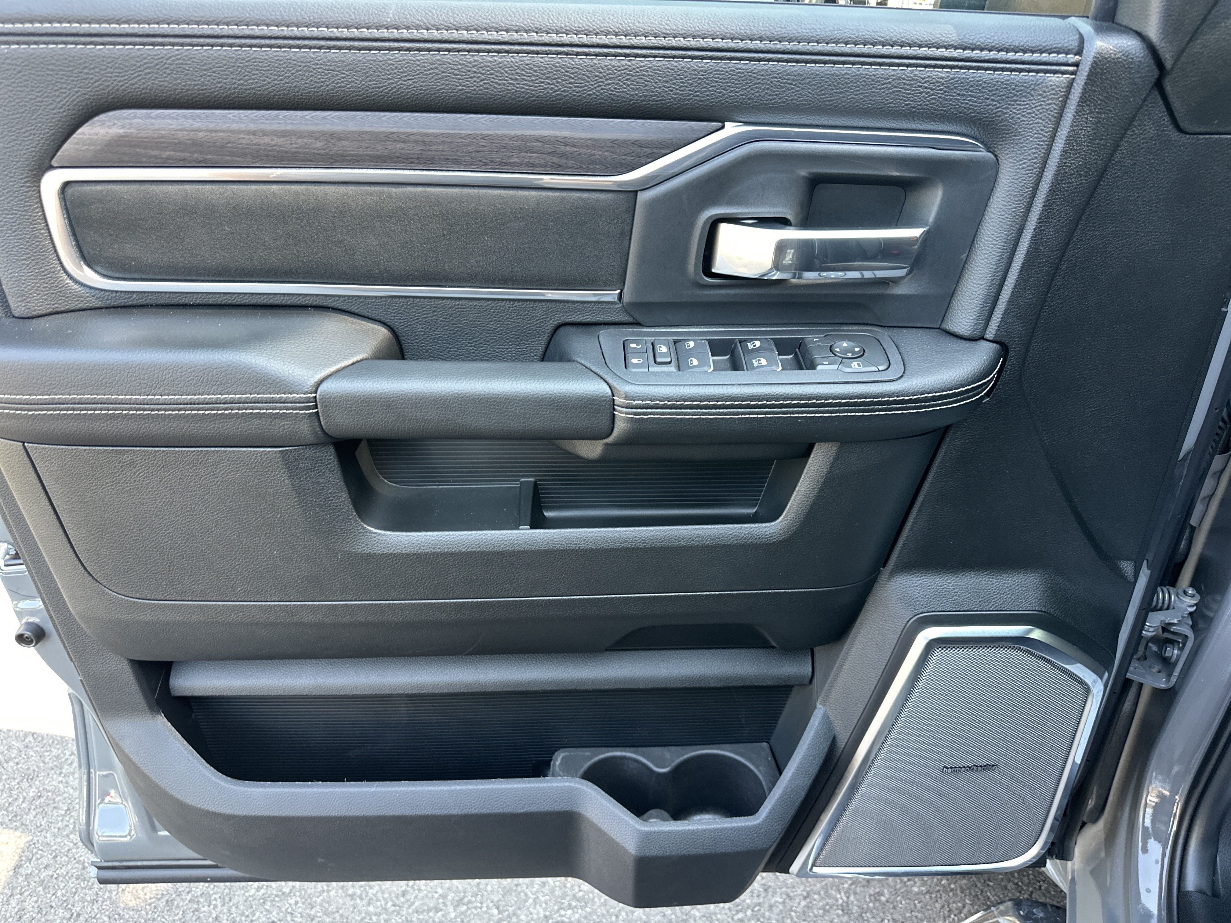 2027 RAM 4500HD Laramie