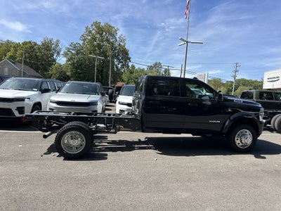 2027 RAM 5500 Chassis Cab Laramie