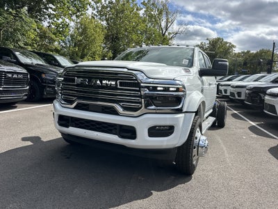 2027 RAM 5500 Chassis Cab Laramie