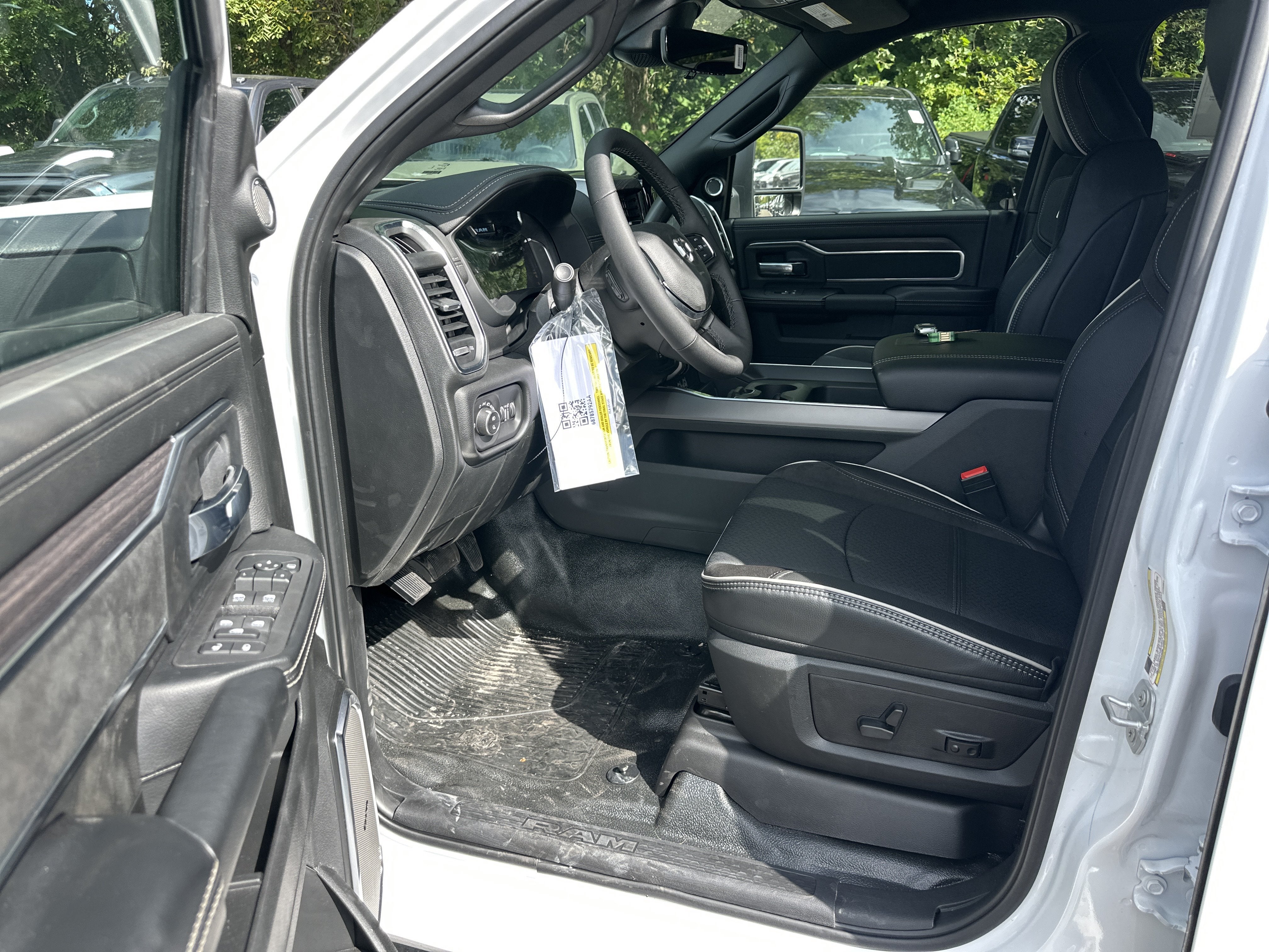 2027 RAM 5500 Chassis Cab Laramie