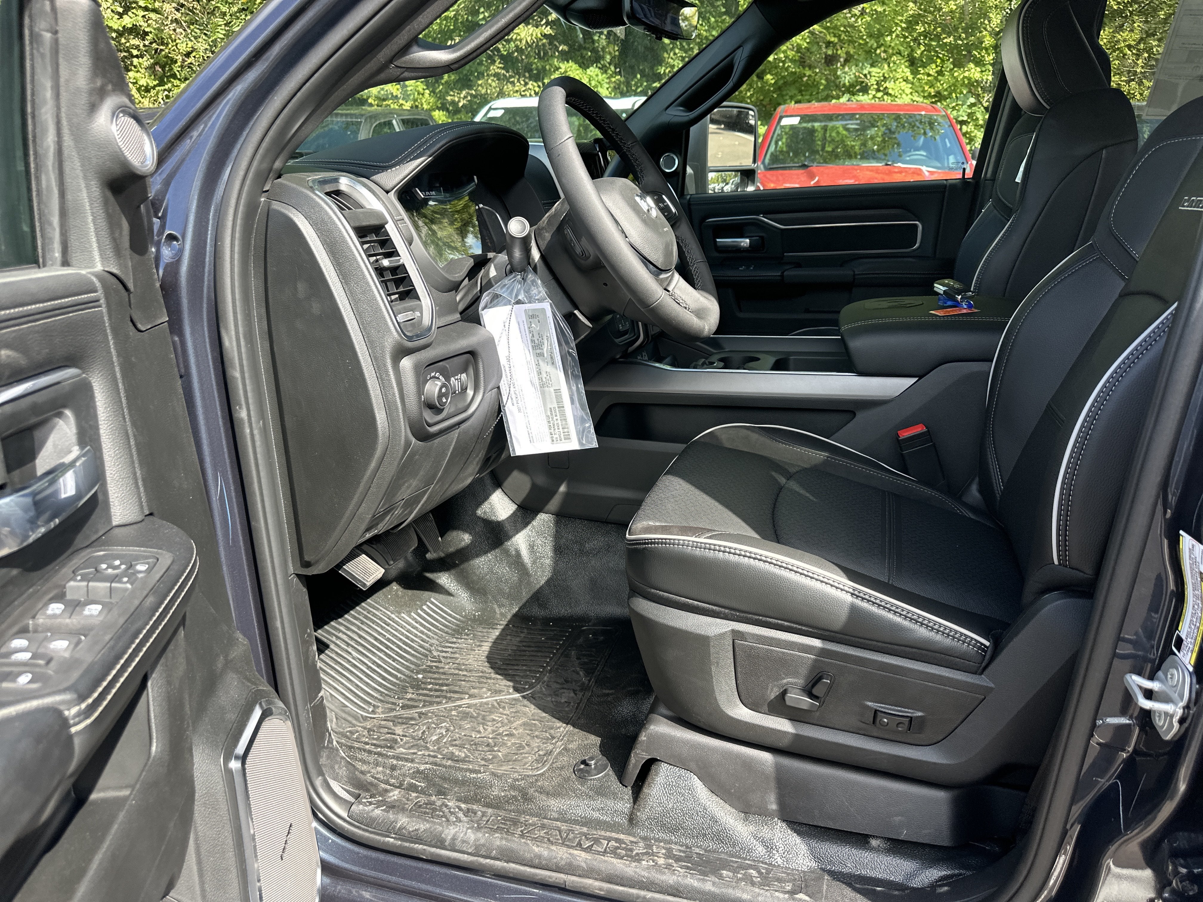 2027 RAM 5500 Chassis Cab Laramie