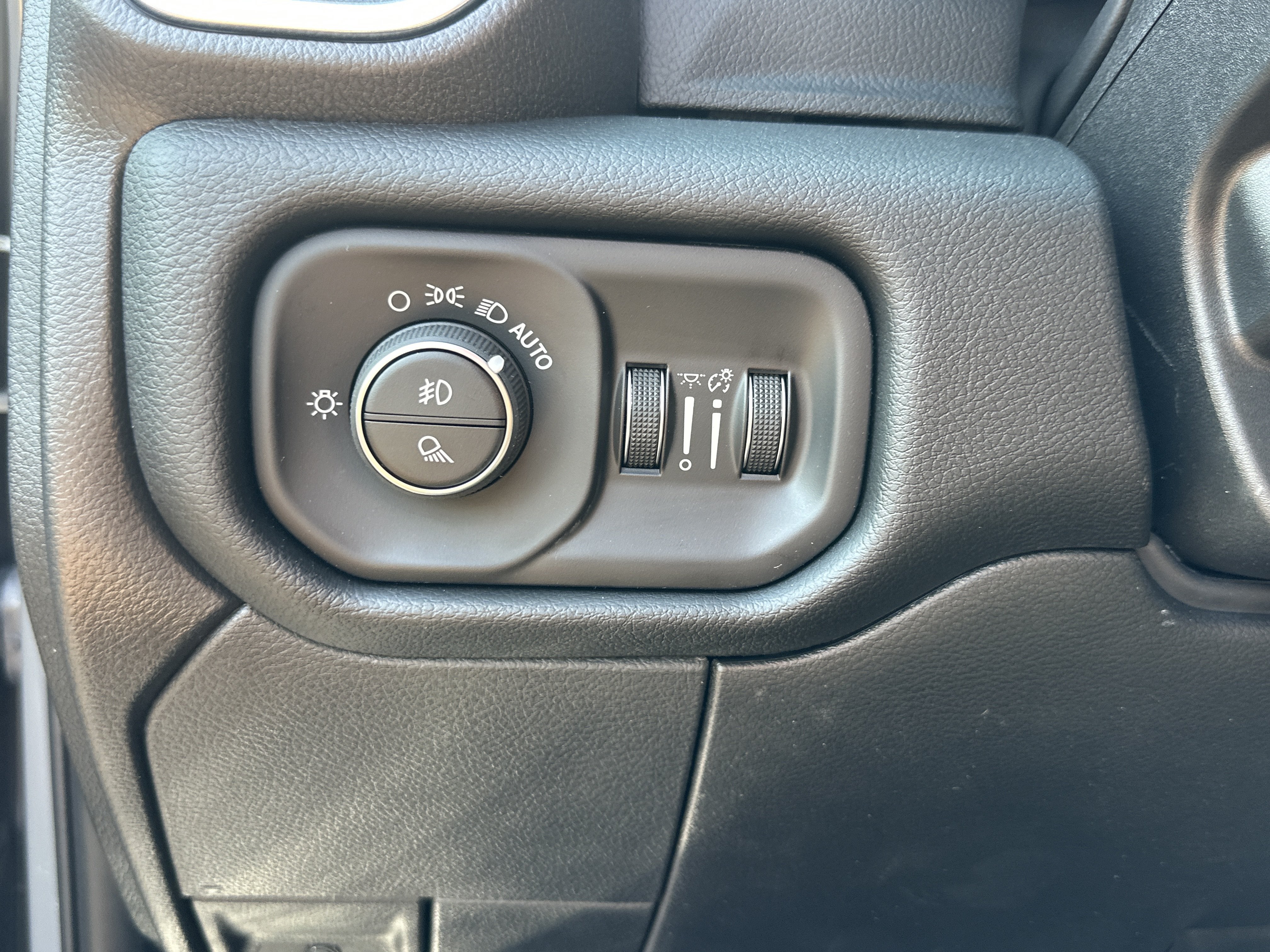 2027 RAM 5500HD Laramie