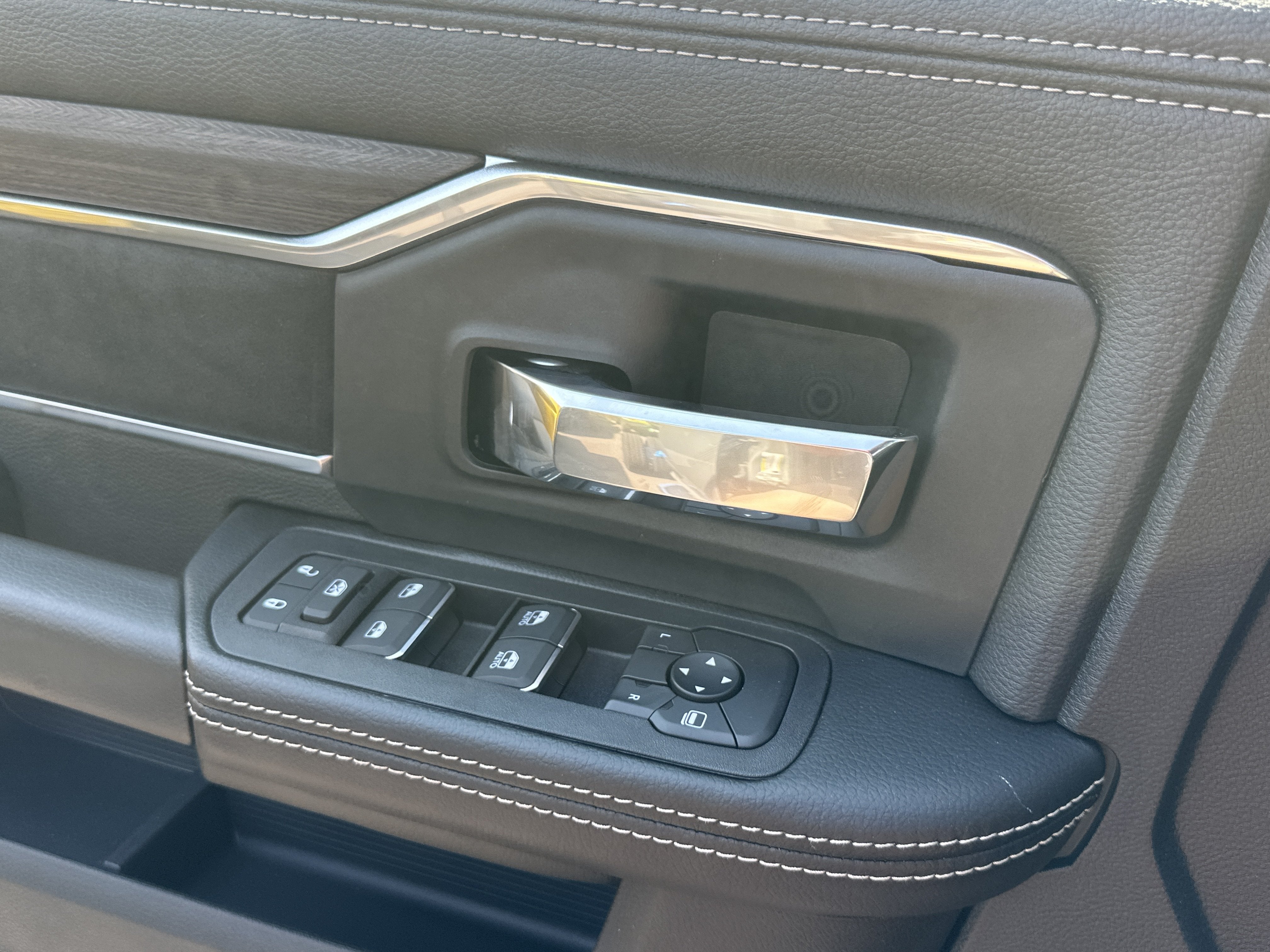 2027 RAM 5500HD Laramie