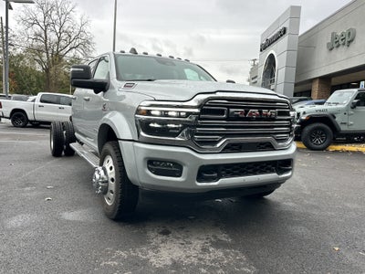 2027 RAM 5500 Chassis Cab Laramie
