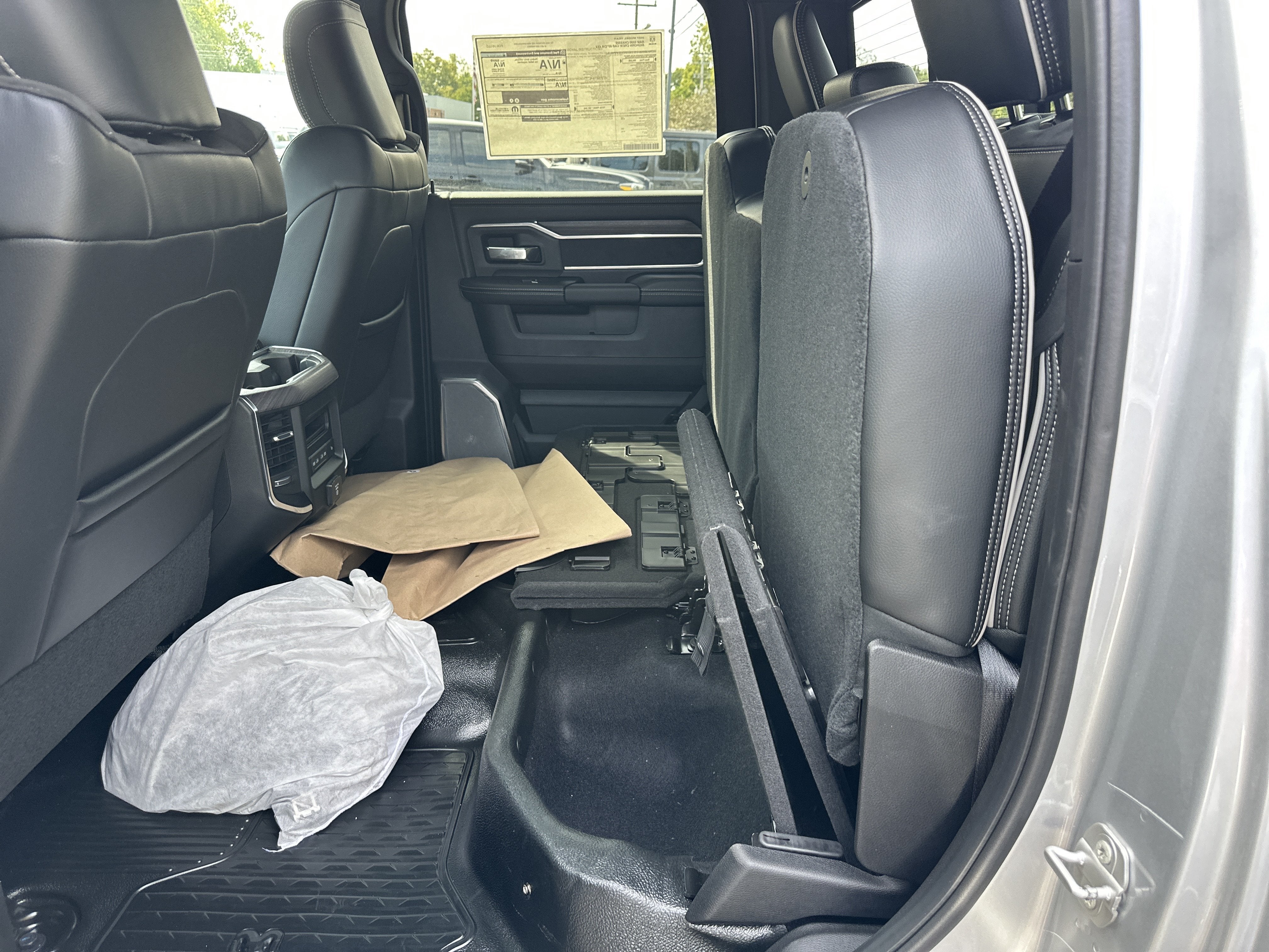 2027 RAM 5500 Chassis Cab Laramie