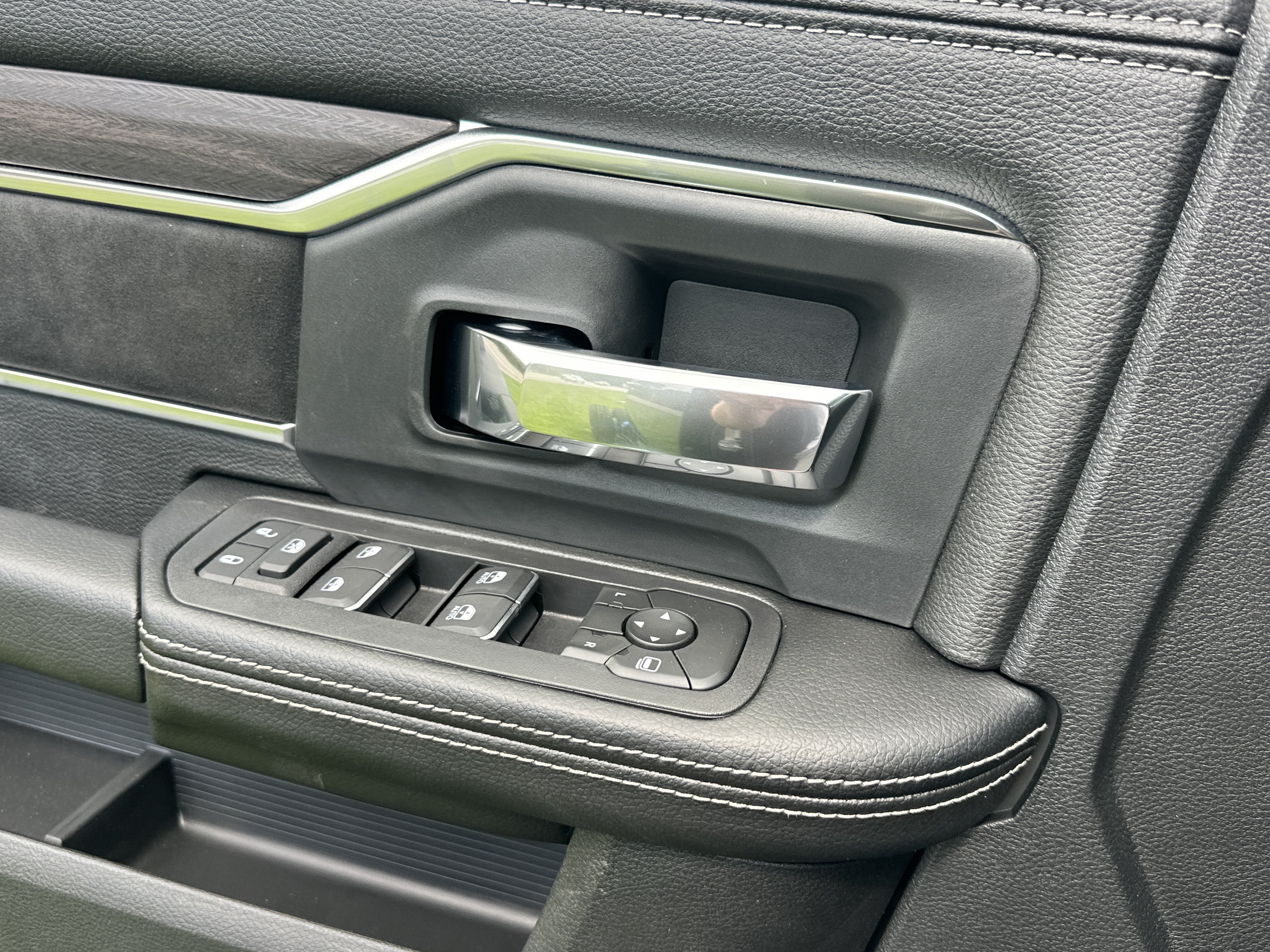 2027 RAM 5500HD Laramie
