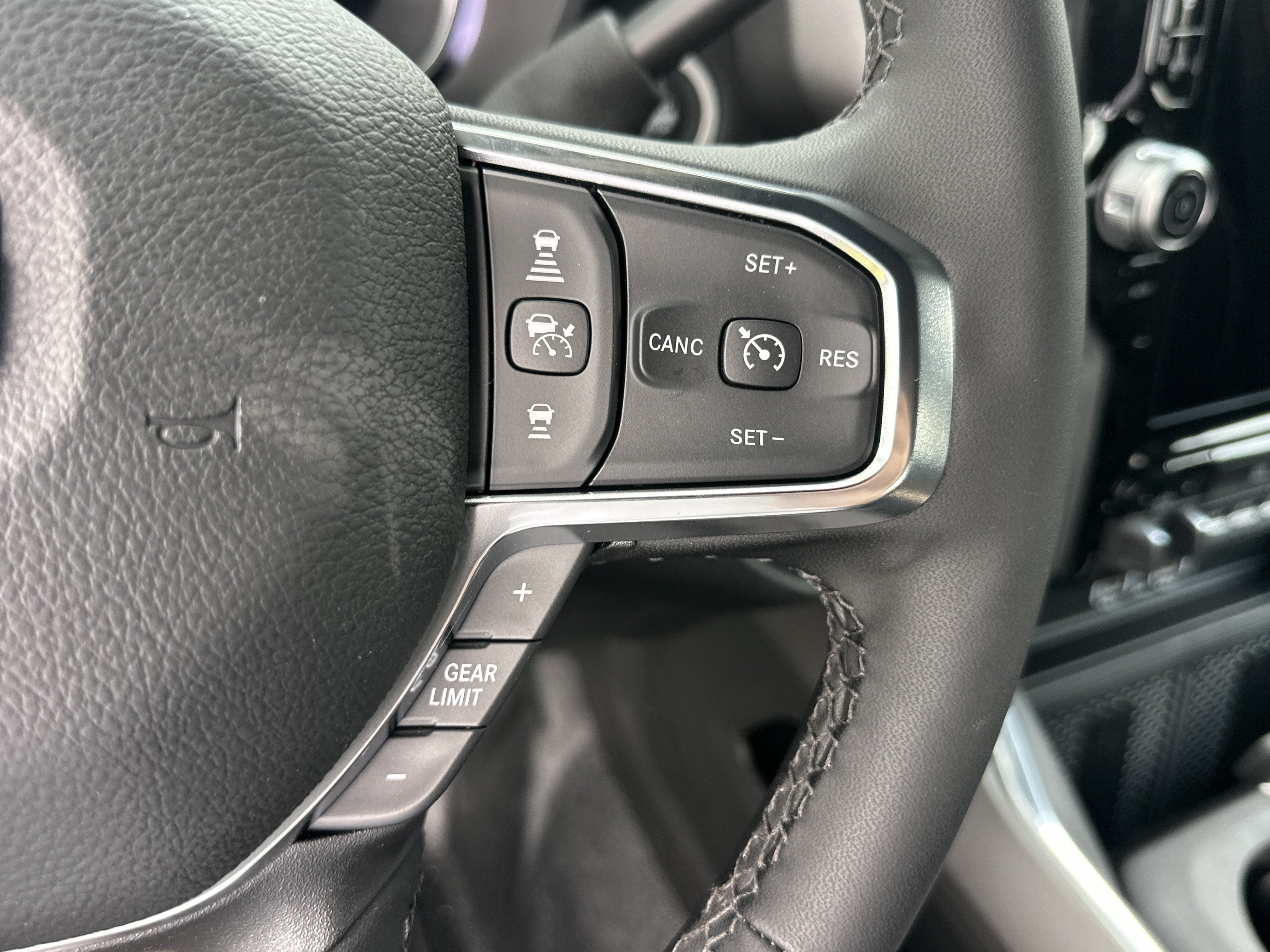 2027 RAM 5500HD Laramie