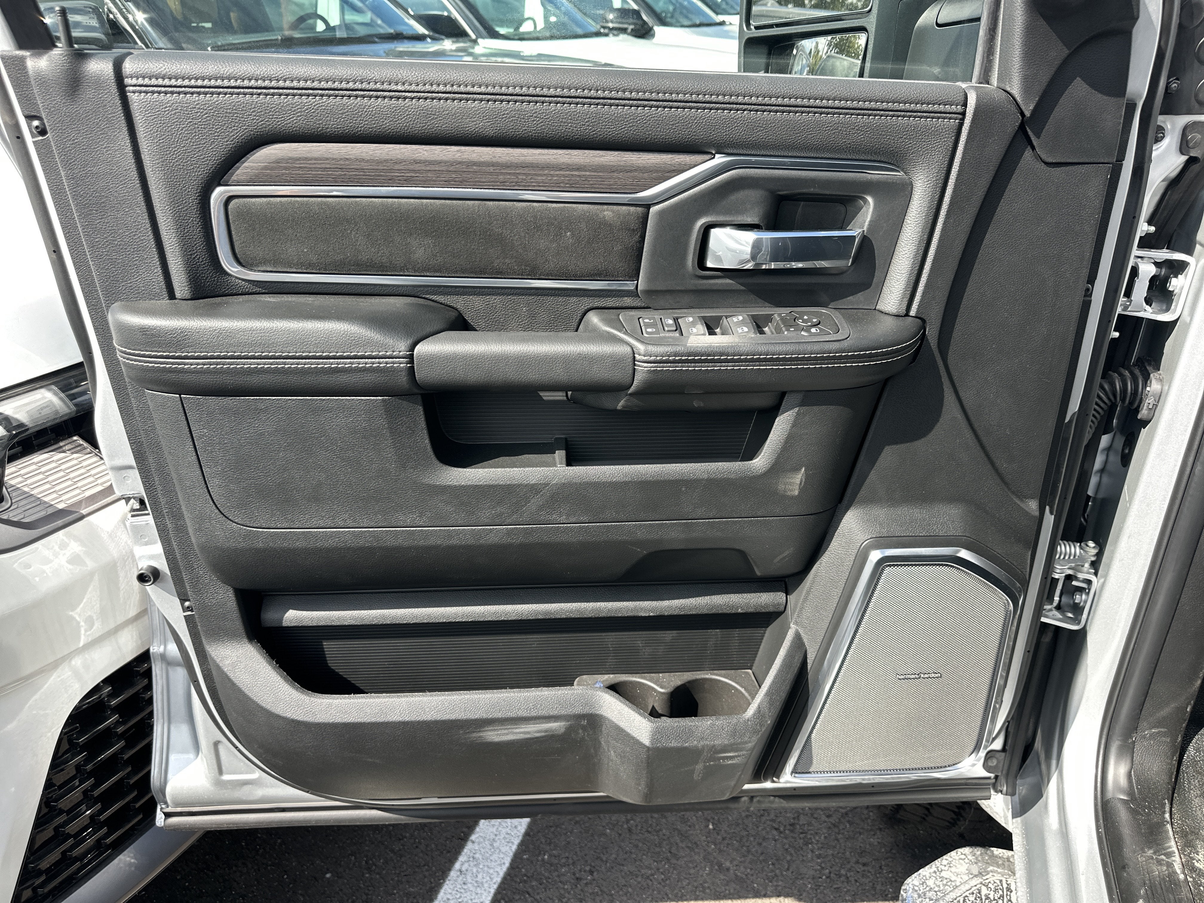 2027 RAM 5500 Chassis Cab Laramie