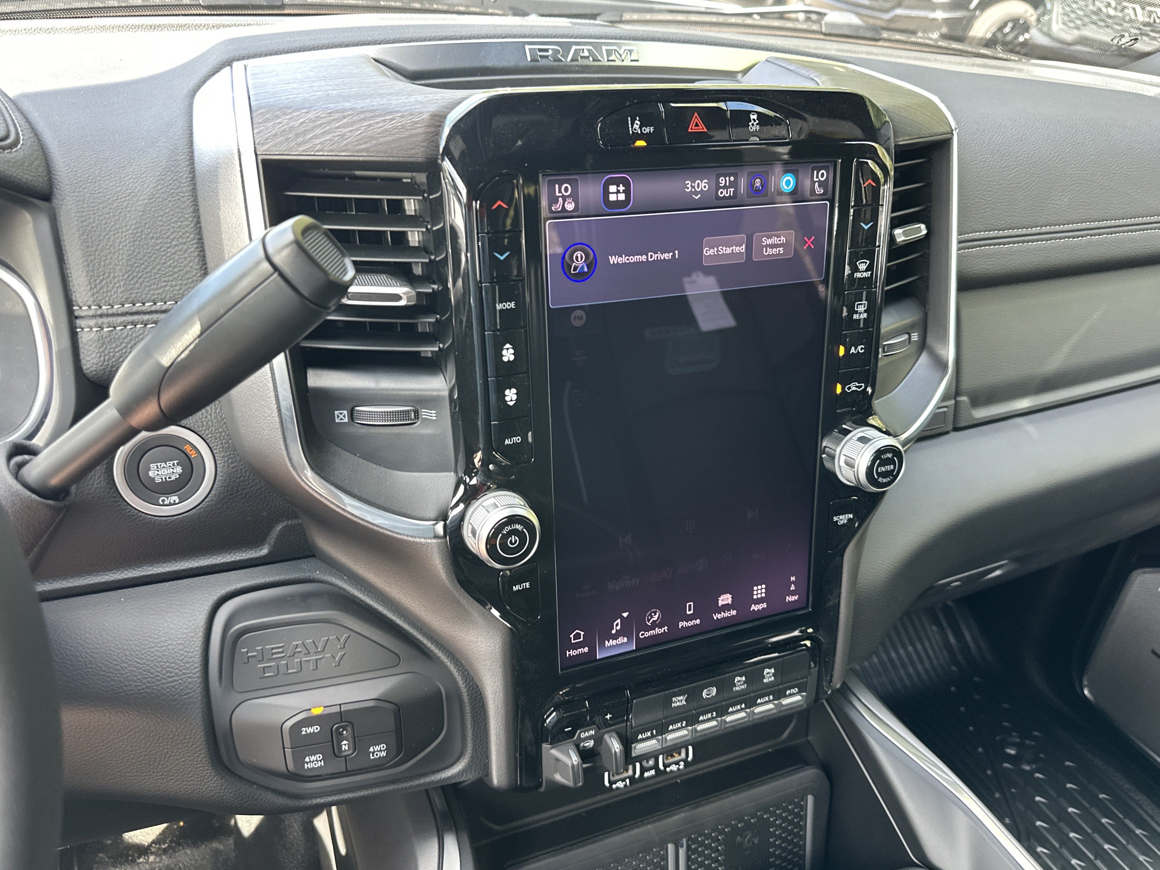 2027 RAM 5500 Chassis Cab Laramie