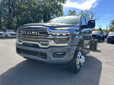 2027 RAM 5500 Chassis Cab Laramie