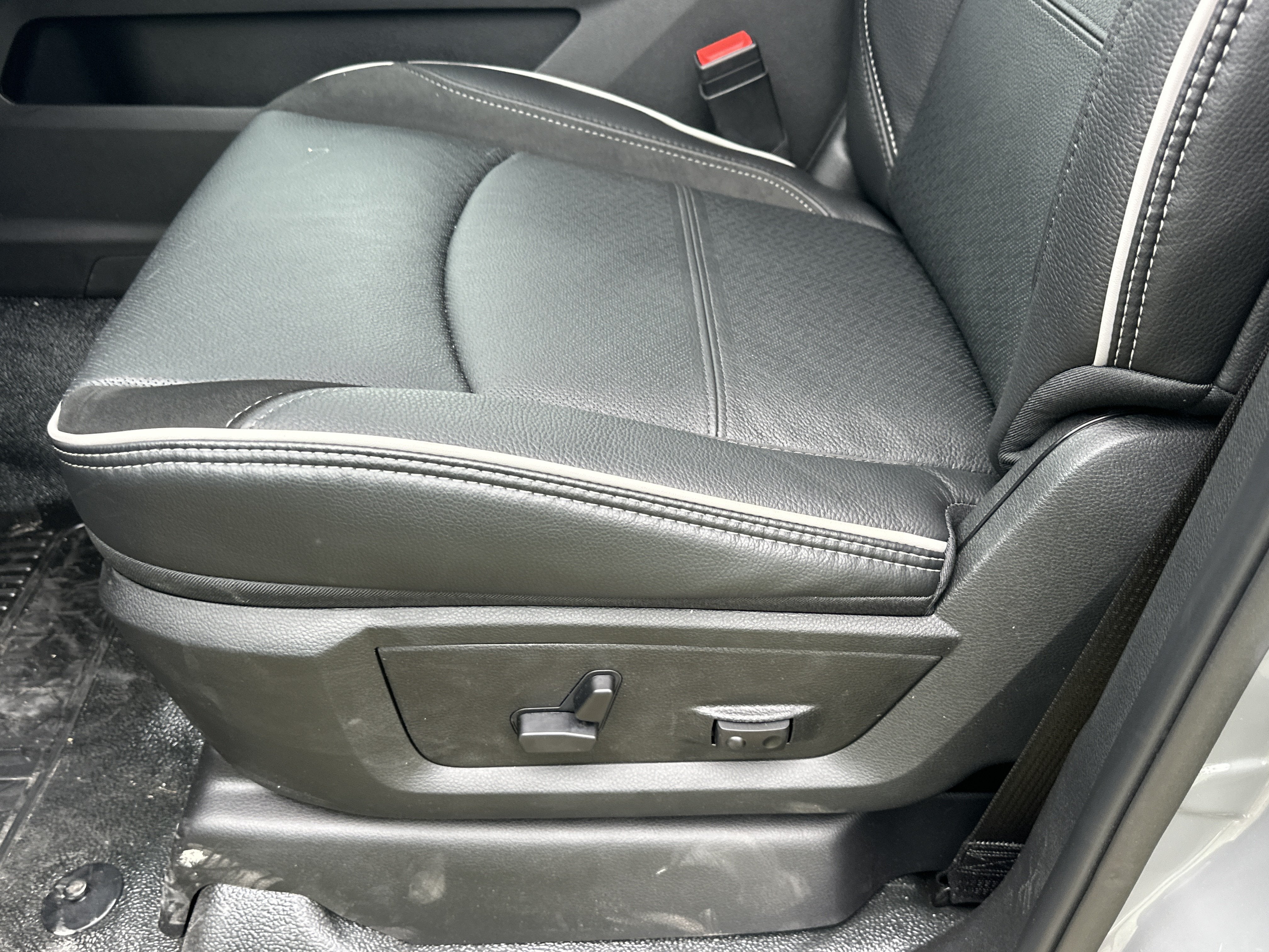 2026 RAM 5500HD Laramie