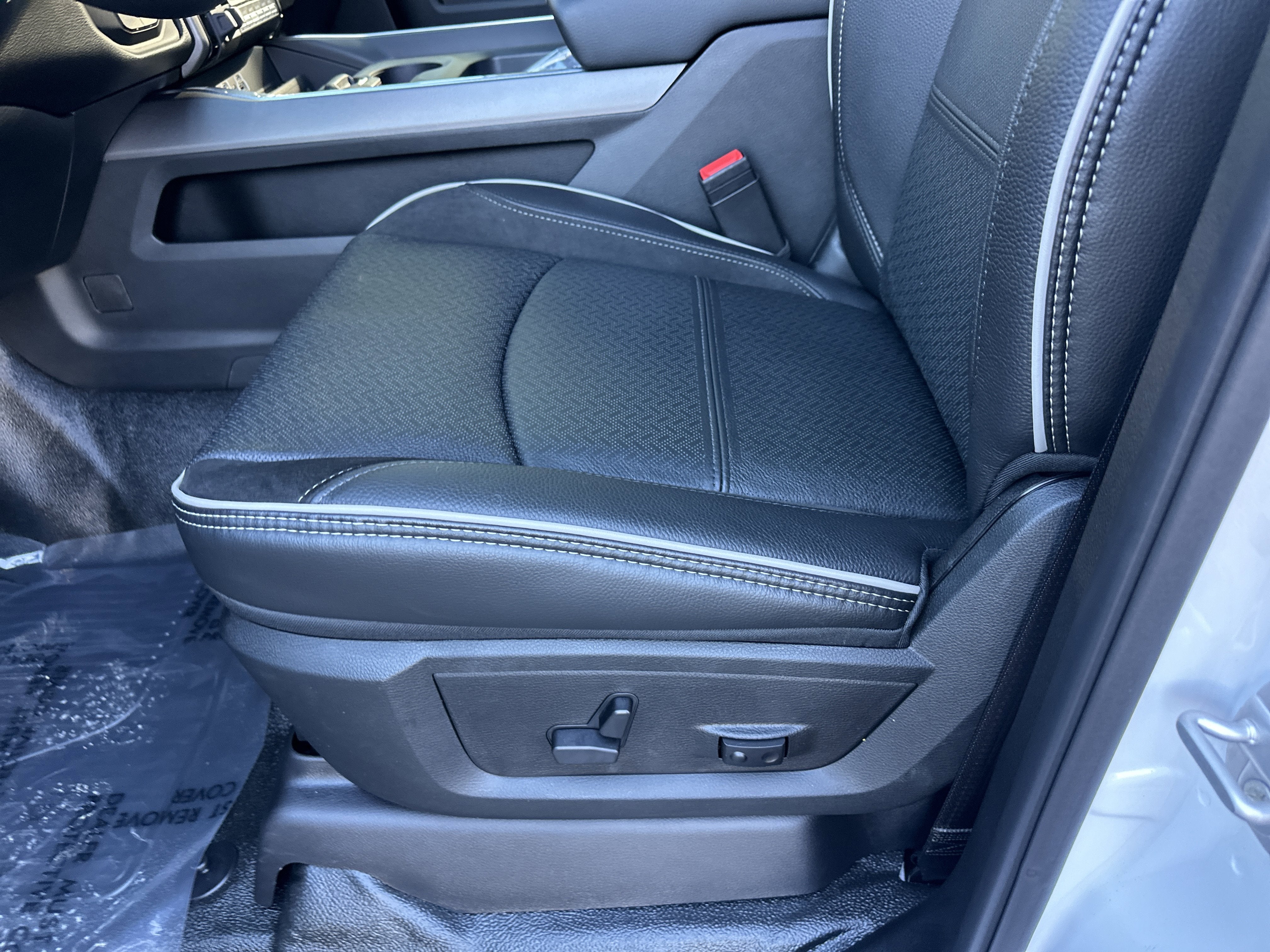 2026 RAM 5500HD Laramie