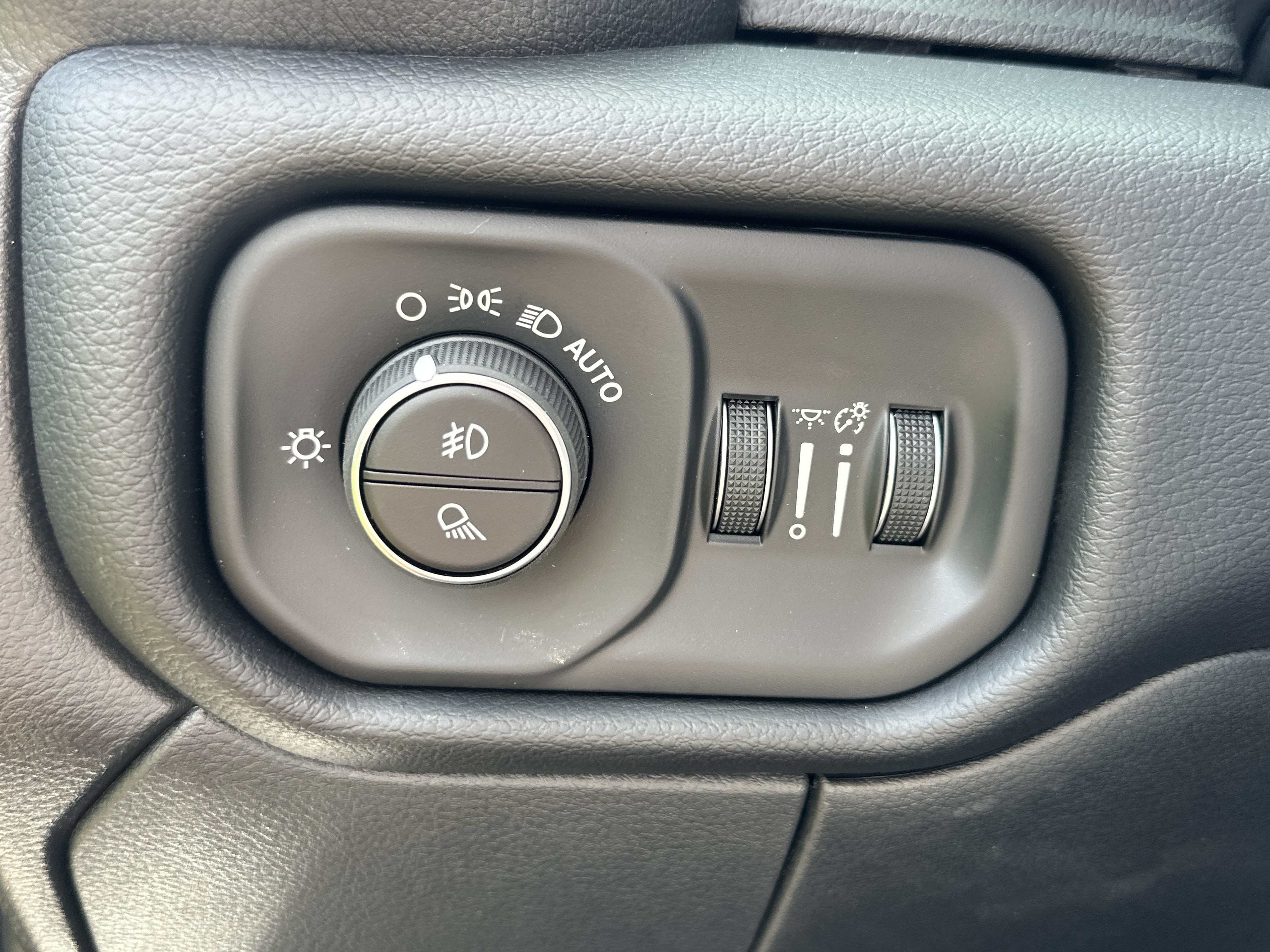 2027 RAM 5500HD Laramie