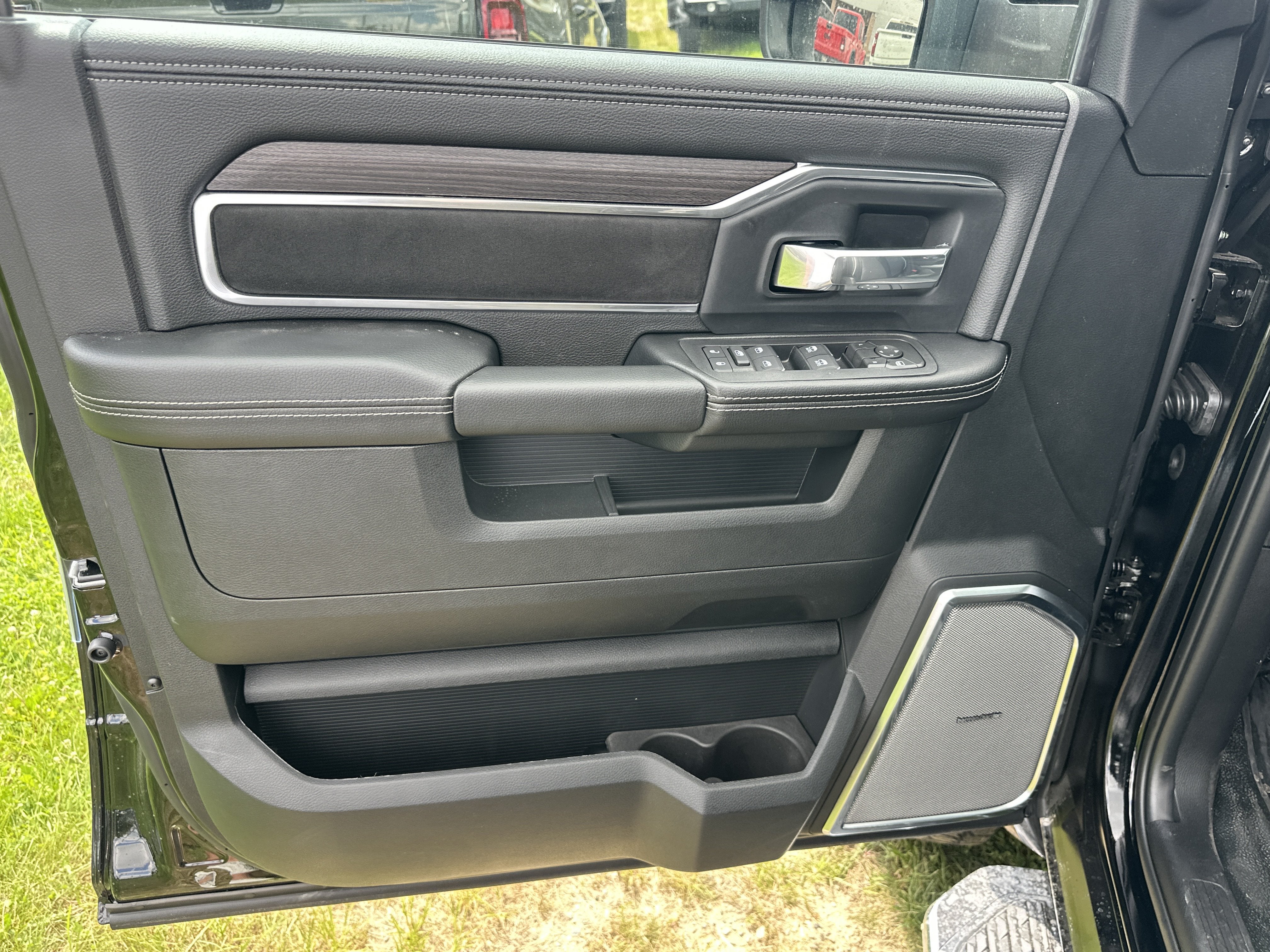 2027 RAM 5500HD Laramie