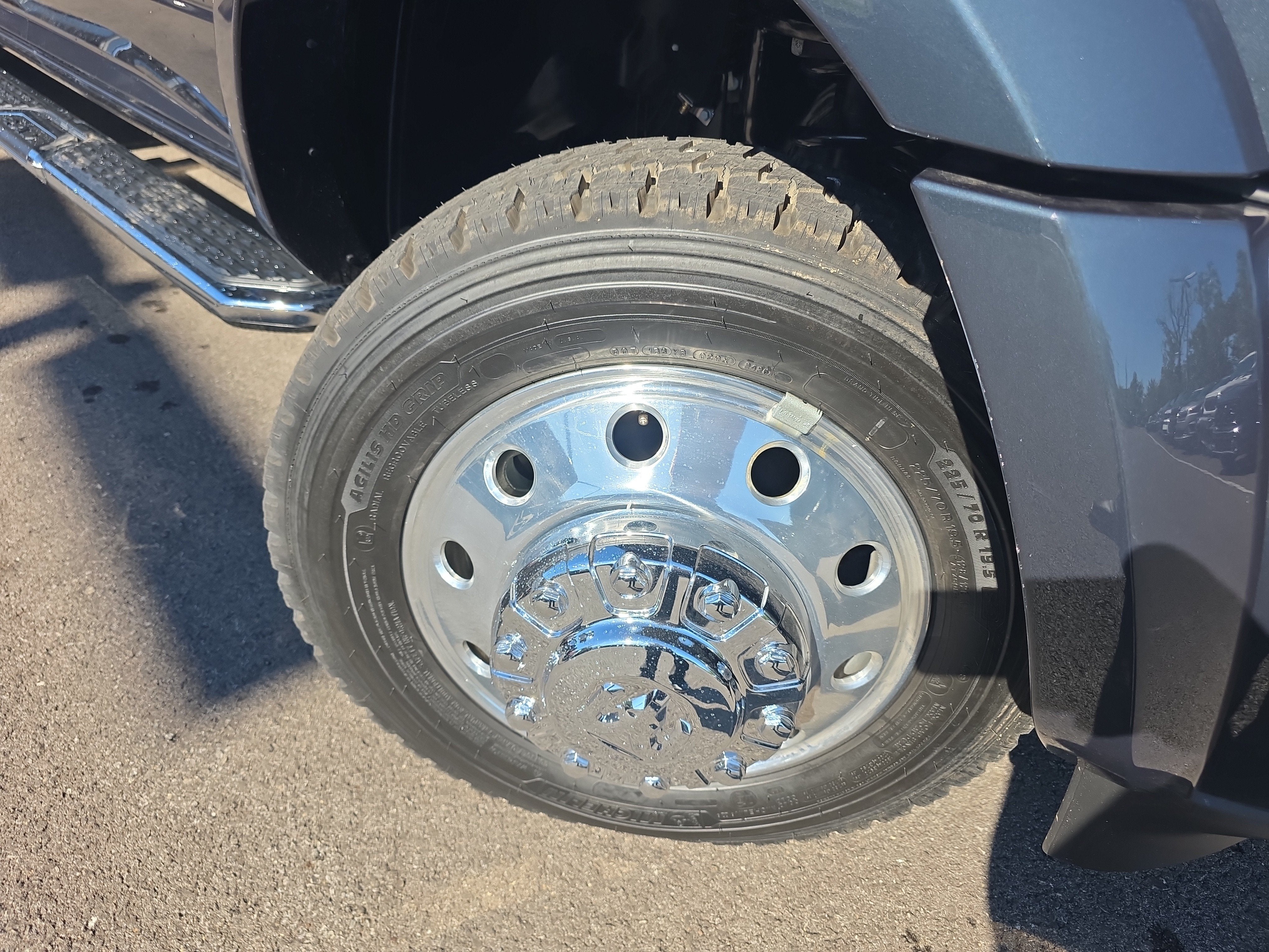 2027 RAM 5500 Chassis Cab Laramie