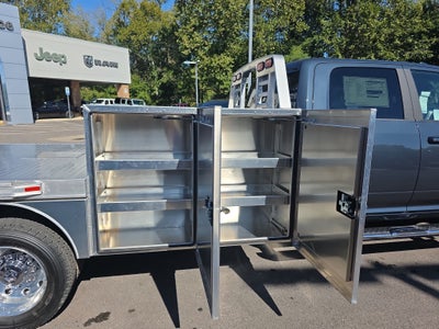 2027 RAM 5500 Chassis Cab Laramie