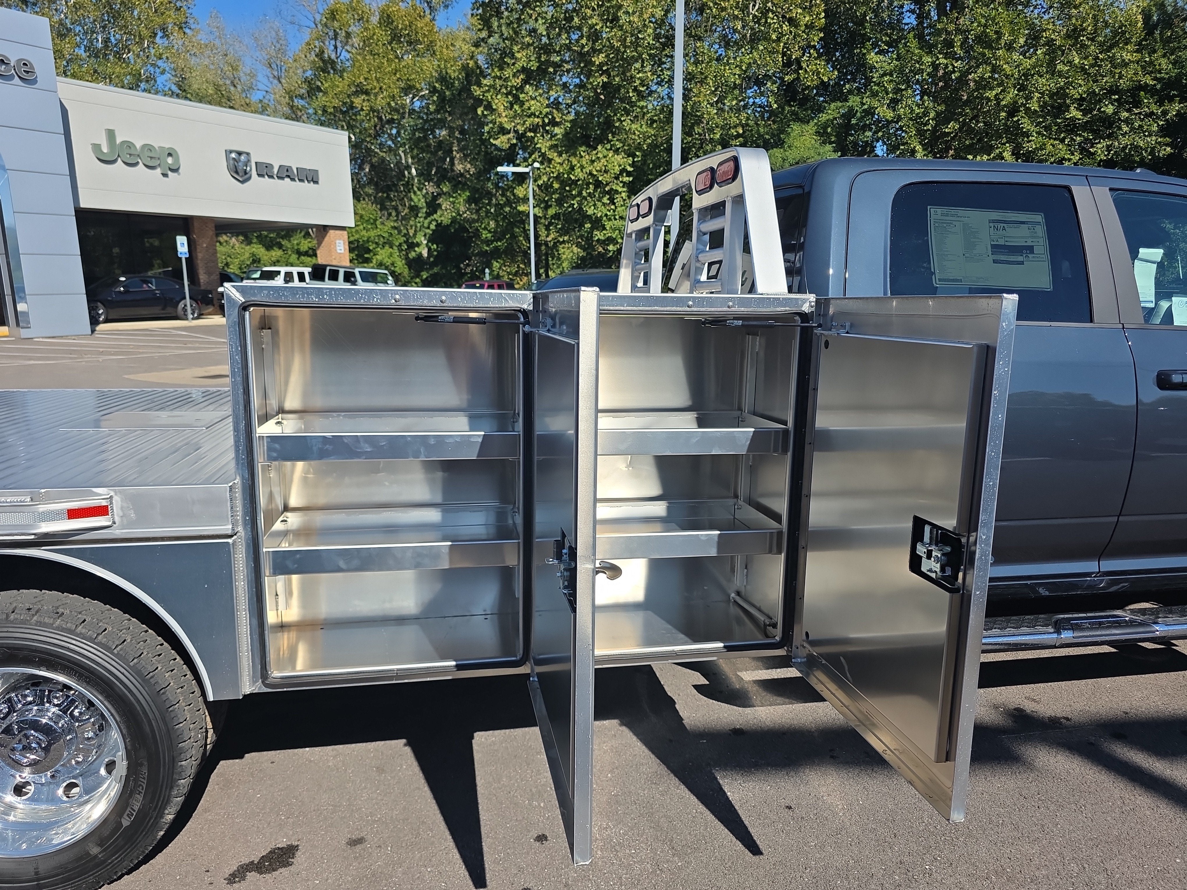 2027 RAM 5500 Chassis Cab Laramie