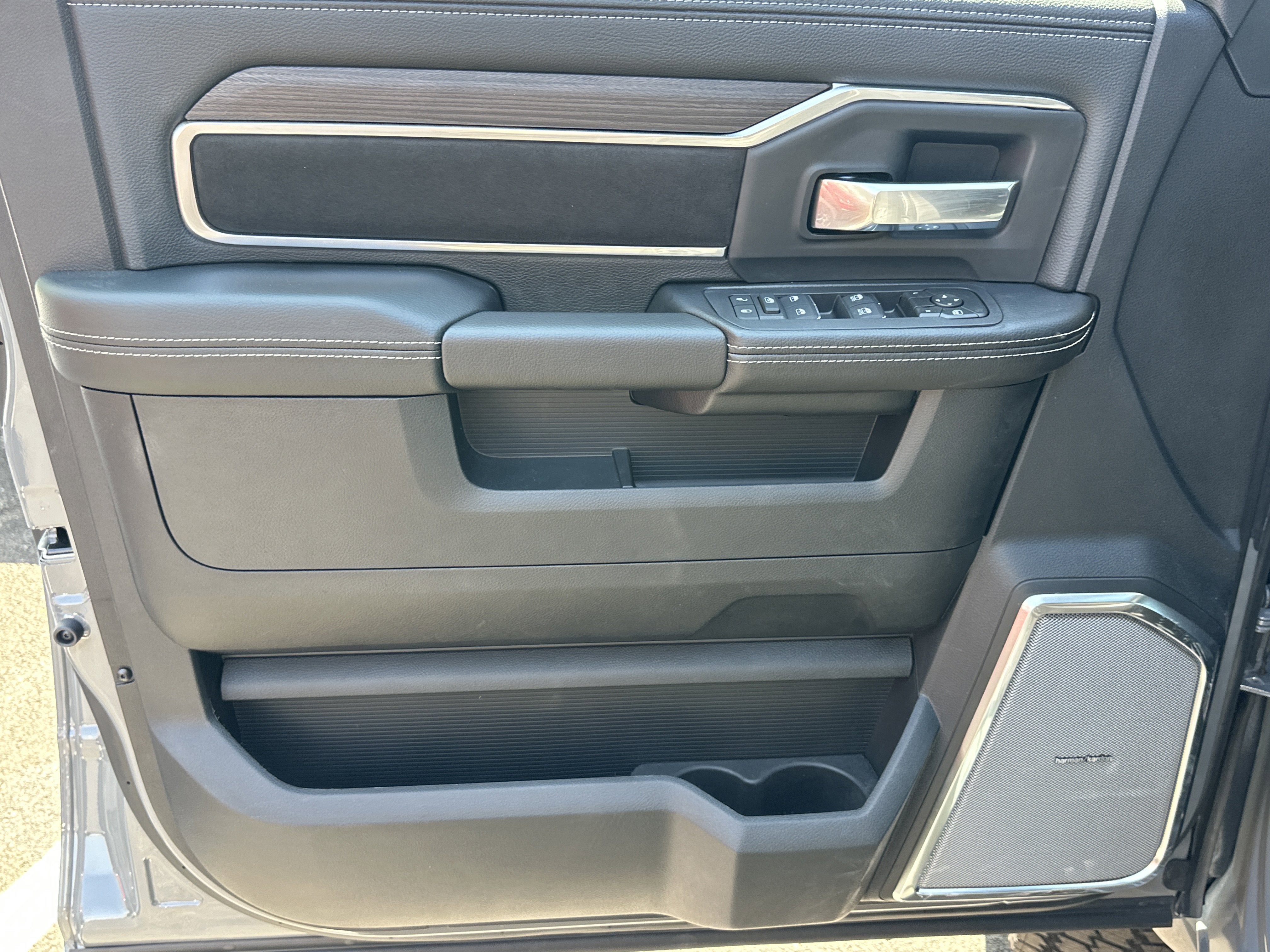 2026 RAM 5500HD Laramie