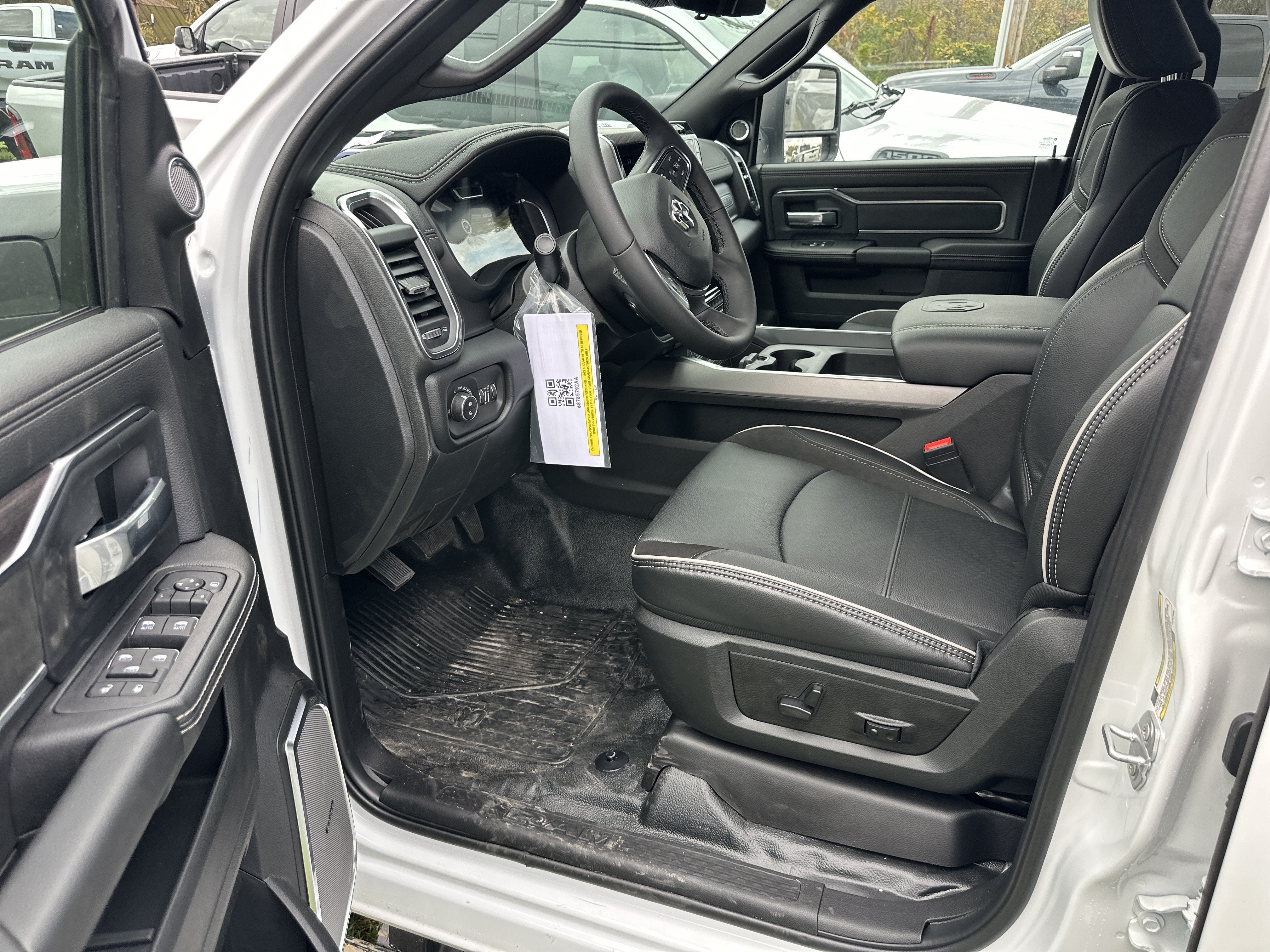 2027 RAM 5500 Chassis Cab Laramie