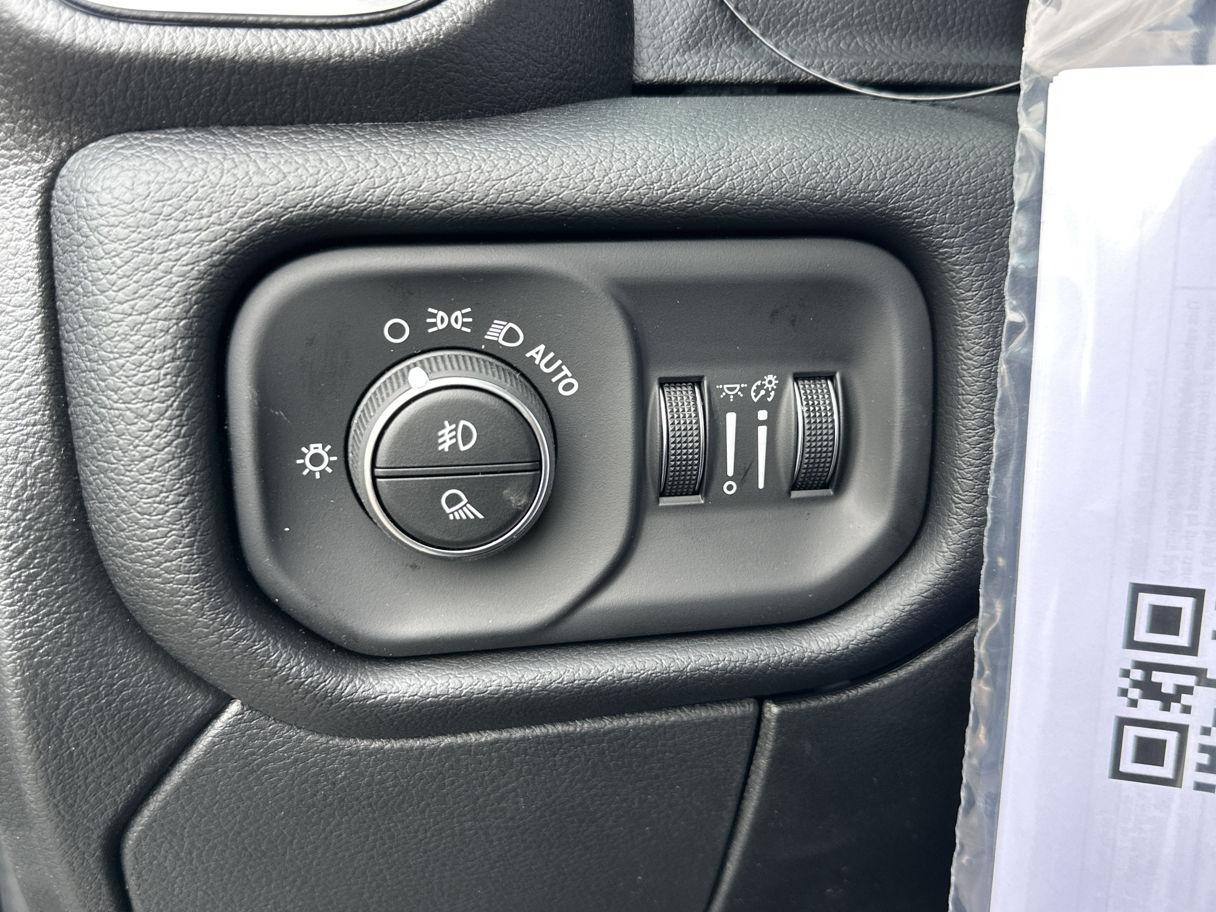2027 RAM 5500 Chassis Cab Laramie