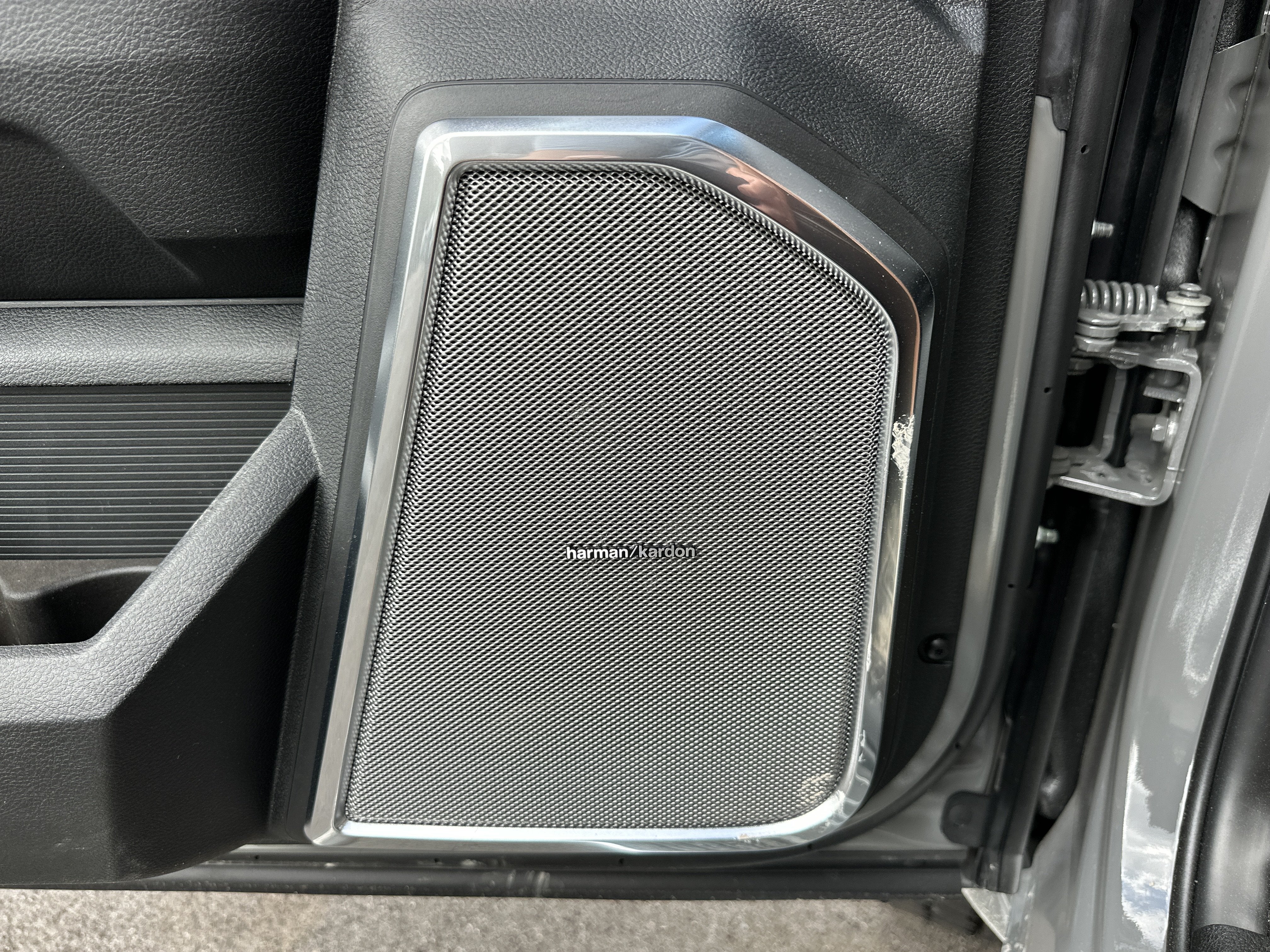 2027 RAM 5500 Chassis Cab Laramie