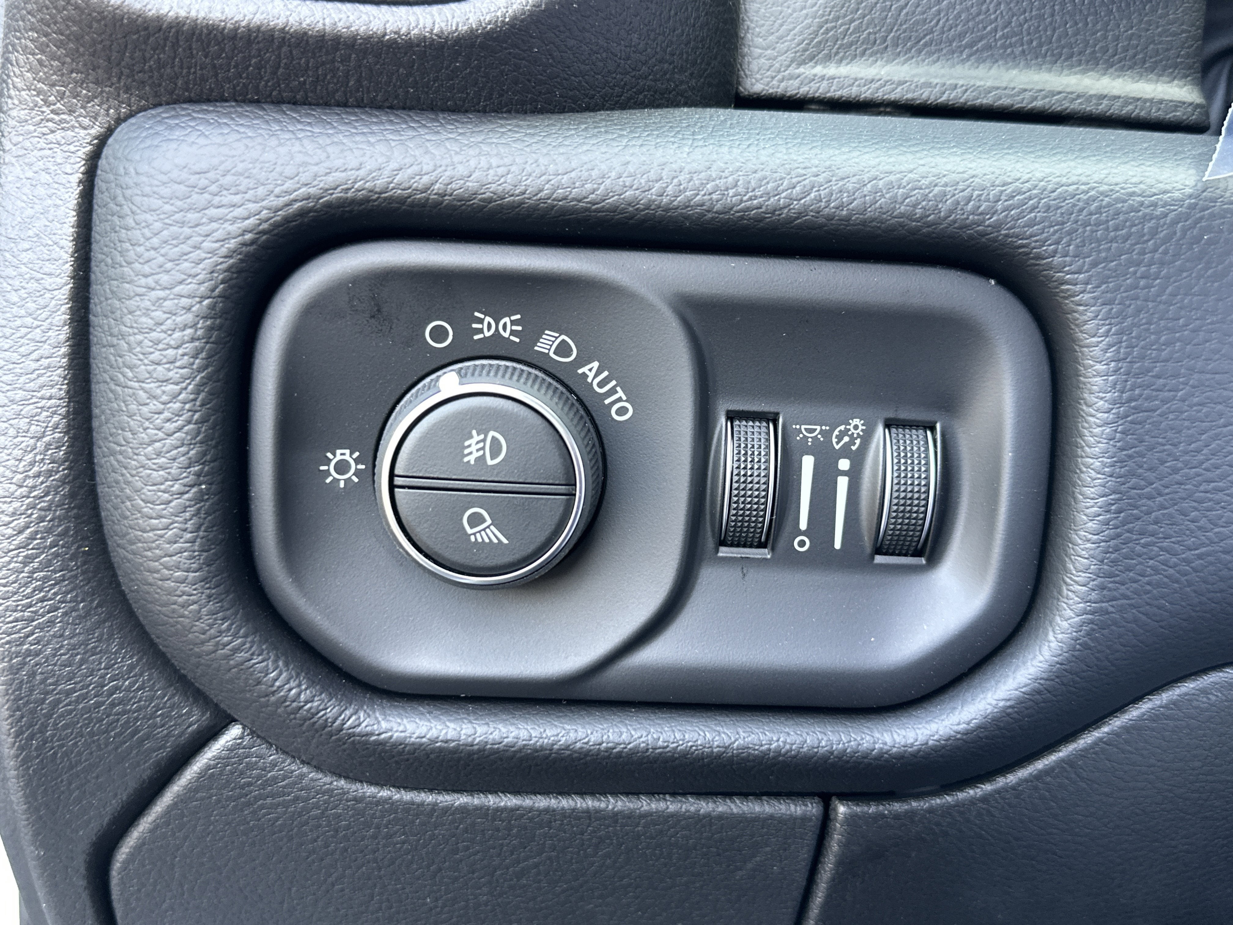 2026 RAM 3500 Chassis Cab Laramie