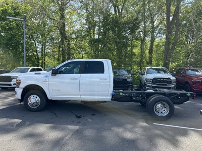2026 RAM 3500 Chassis Cab Laramie