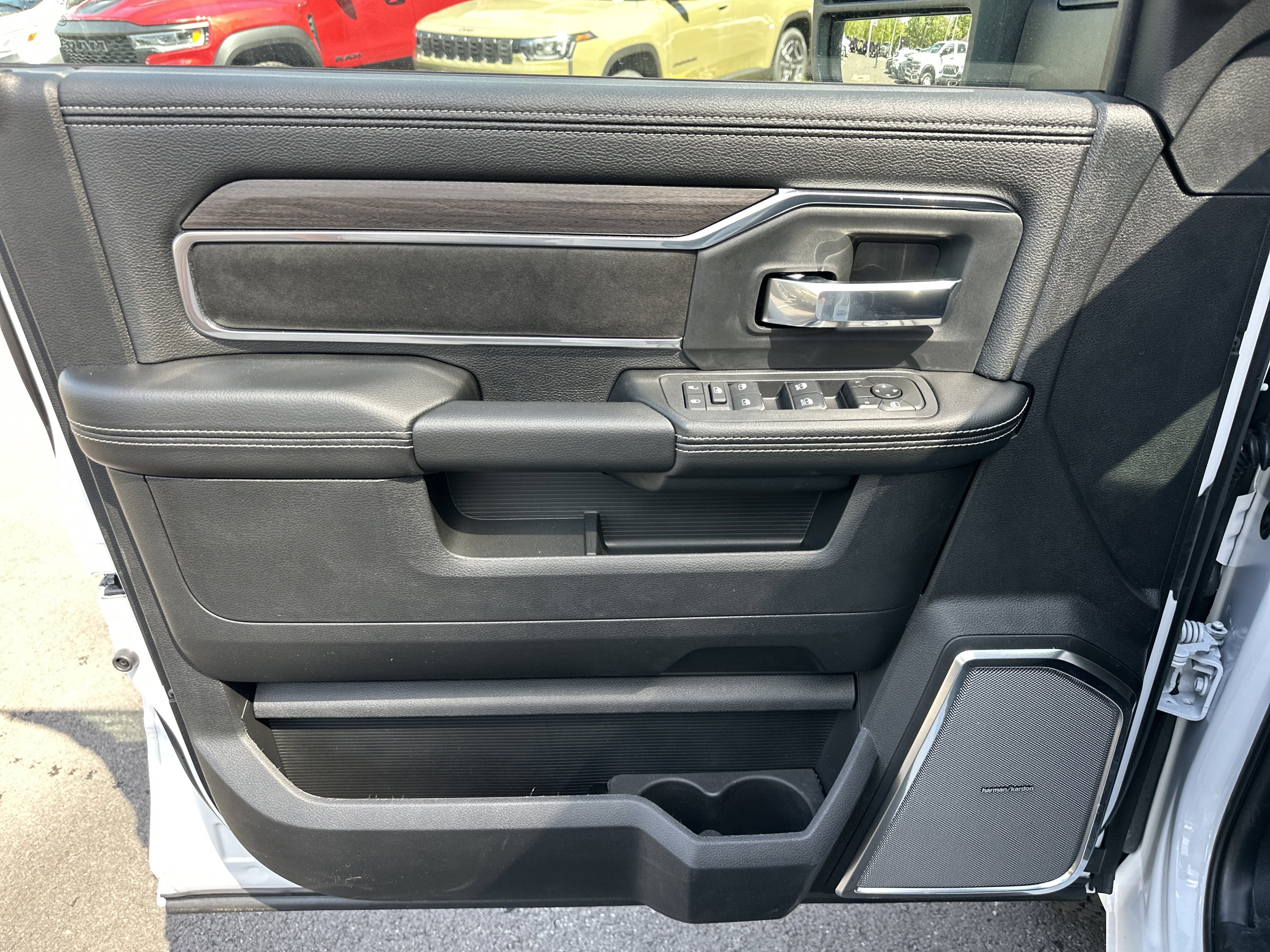 2026 RAM 3500 Chassis Cab Laramie