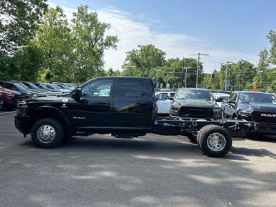 2026 RAM 3500 Chassis Cab Laramie