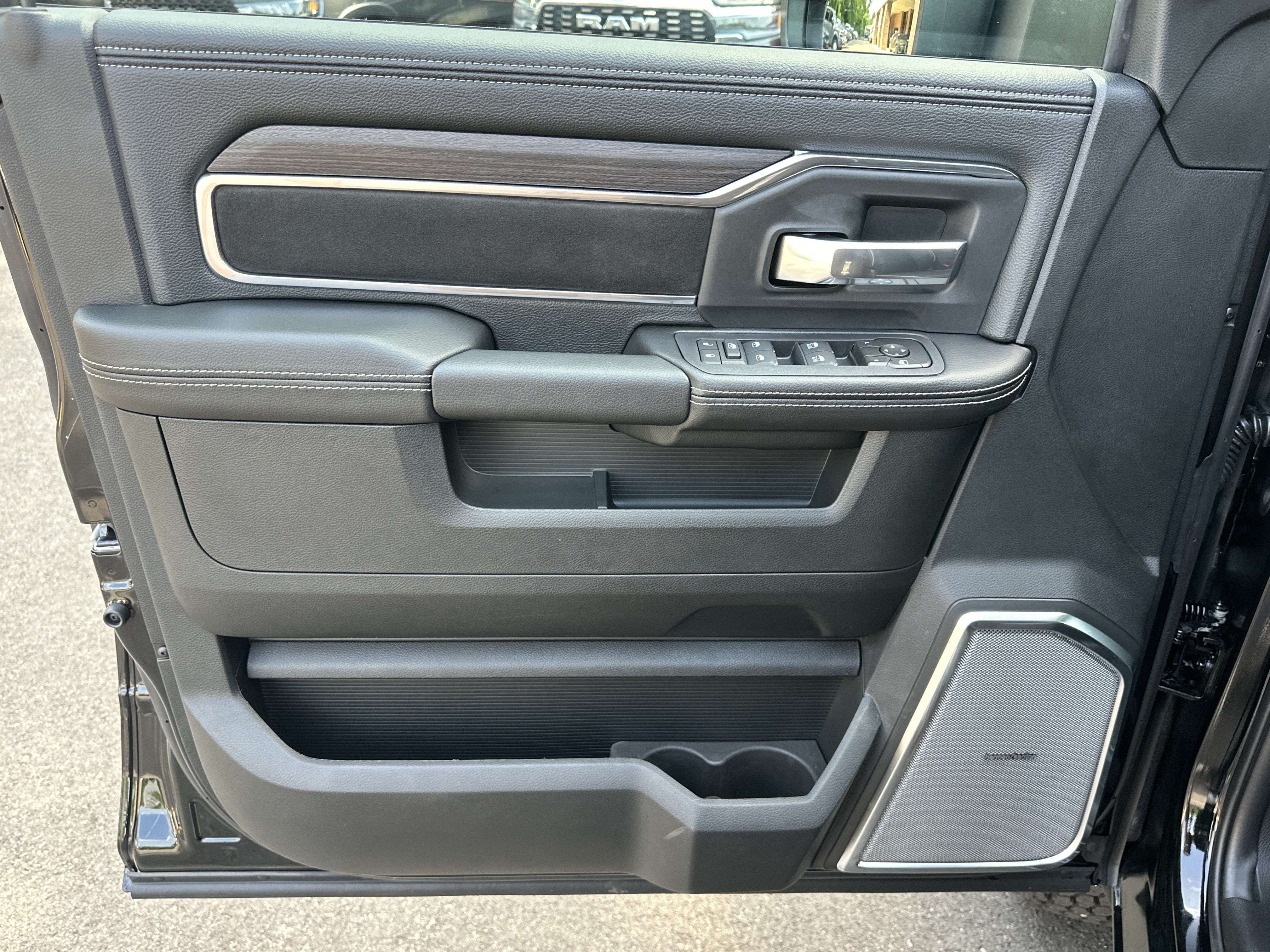2026 RAM 3500 Chassis Cab Laramie