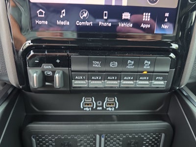 2027 RAM 3500 Chassis Cab Laramie