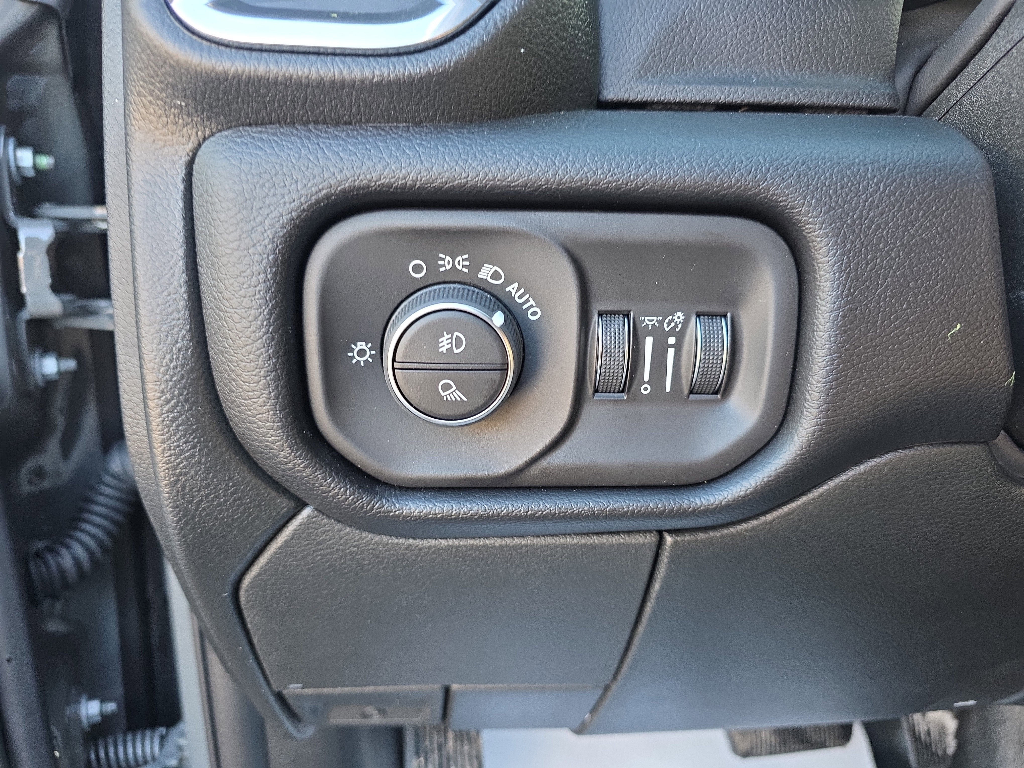 2026 RAM 3500 Chassis Cab Laramie